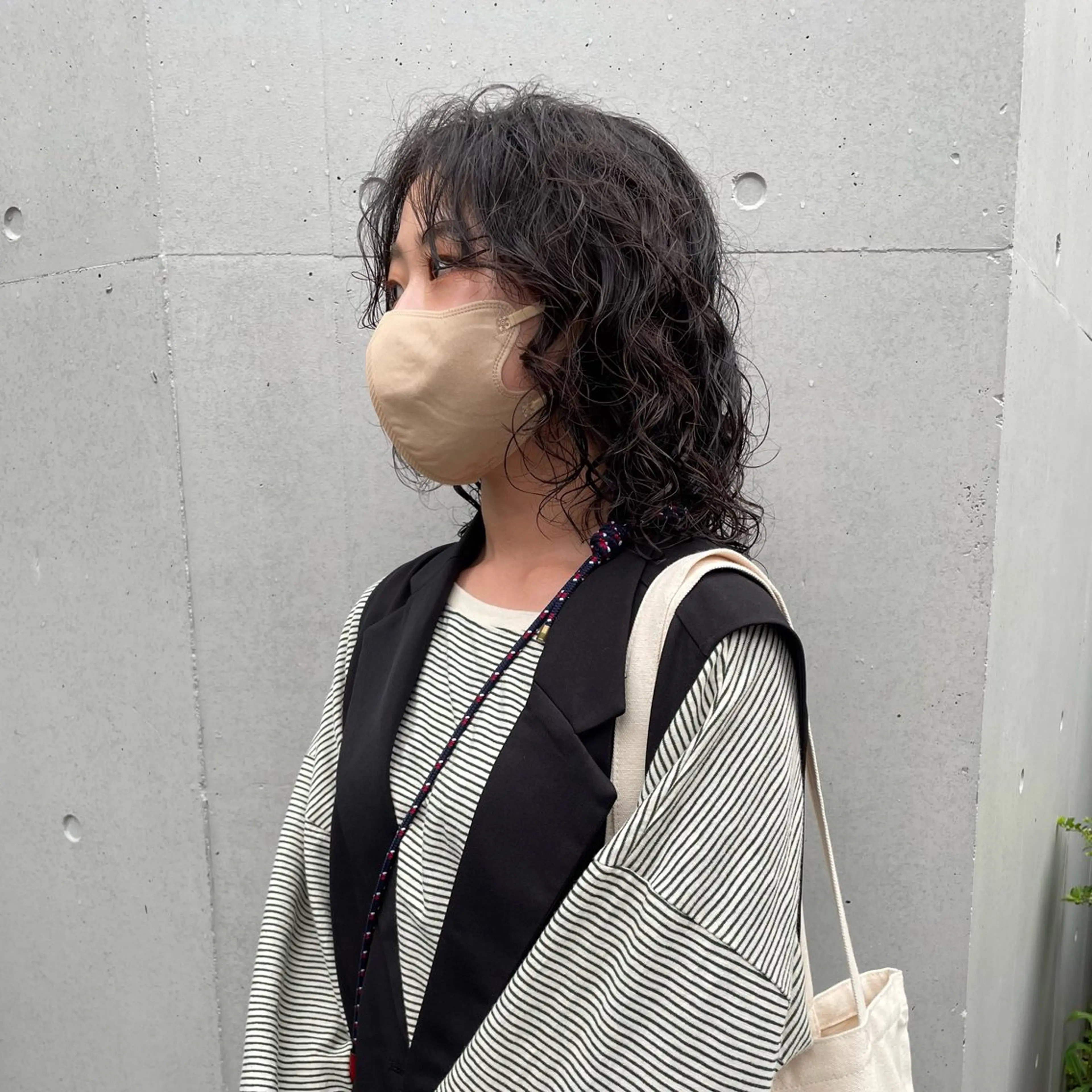 ミディアム パーマ ミディアムパーマ ボブ ウルフカット ウルフボブ カット パーマ 🌈圧倒的デザイン パーマ　関和希のヘアスタイル