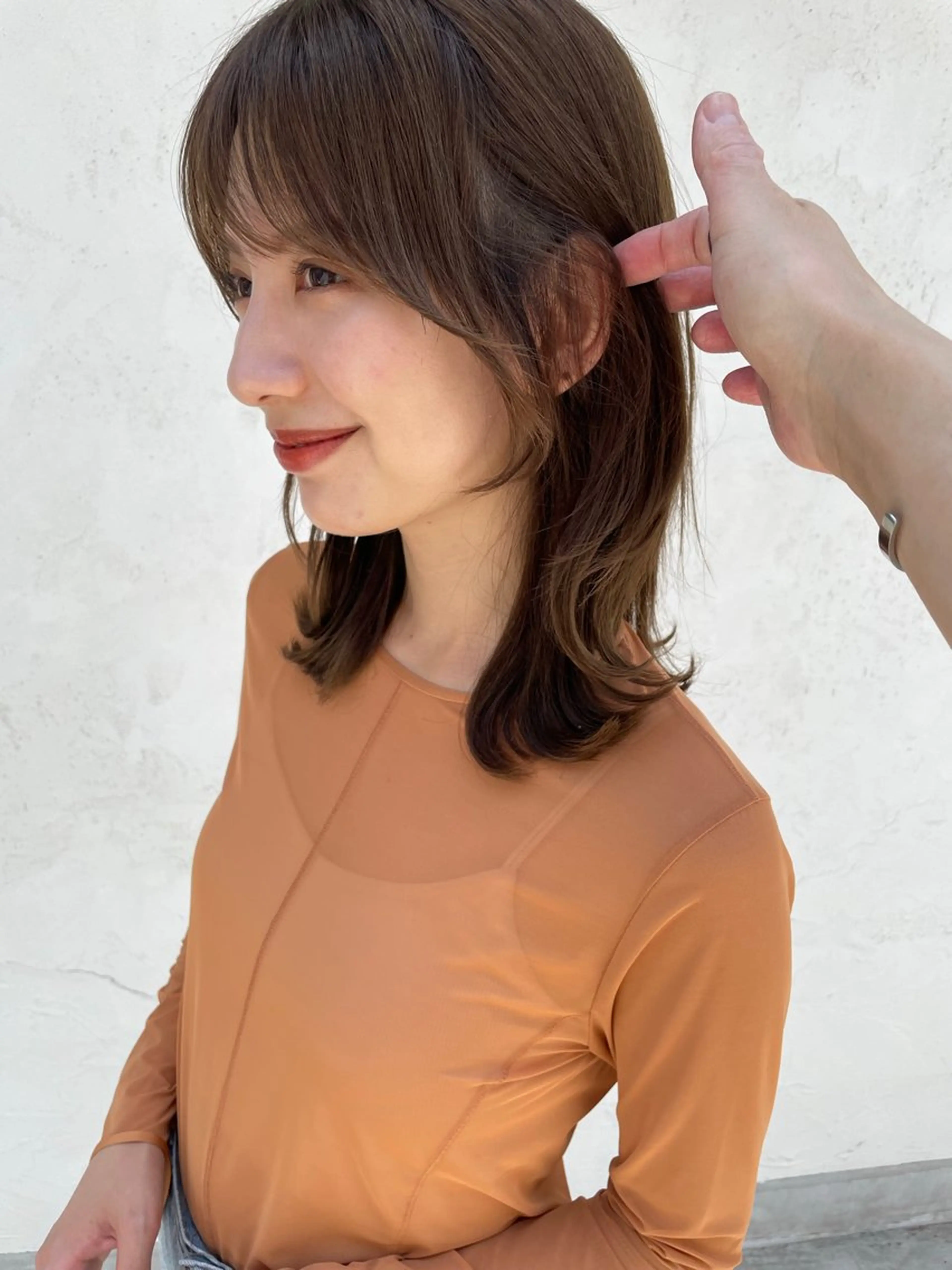 ミディアム カラー 切りっぱなしボブ ボブレイヤー ボブ くびれヘア 顔まわりレイヤー カット ヘアカラー 結べるレイヤーボブ くびれLady表参道のヘアスタイル