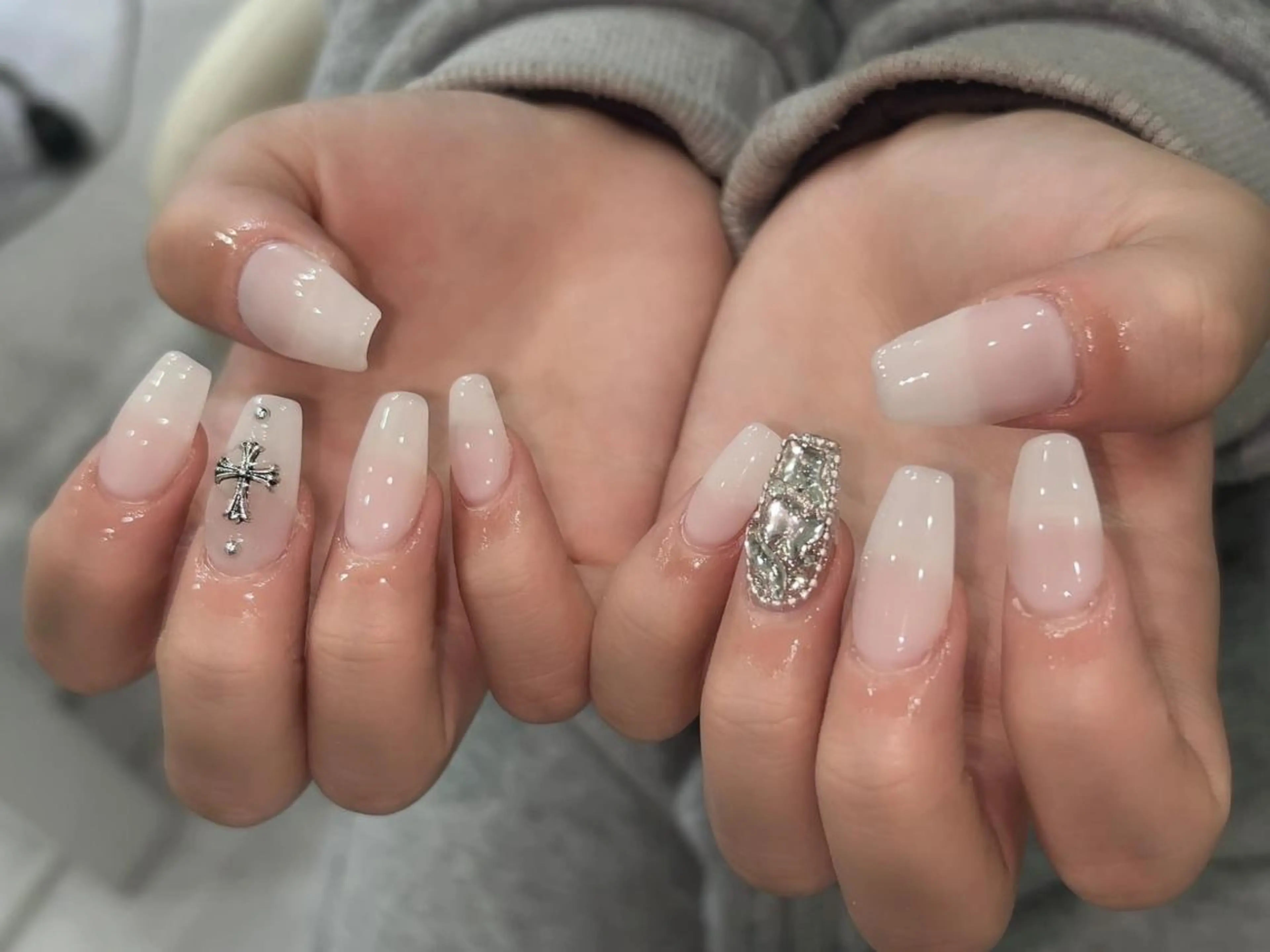 ネイル ハンドネイル na🎀🎀na ちゅるちゅるのネイルデザイン