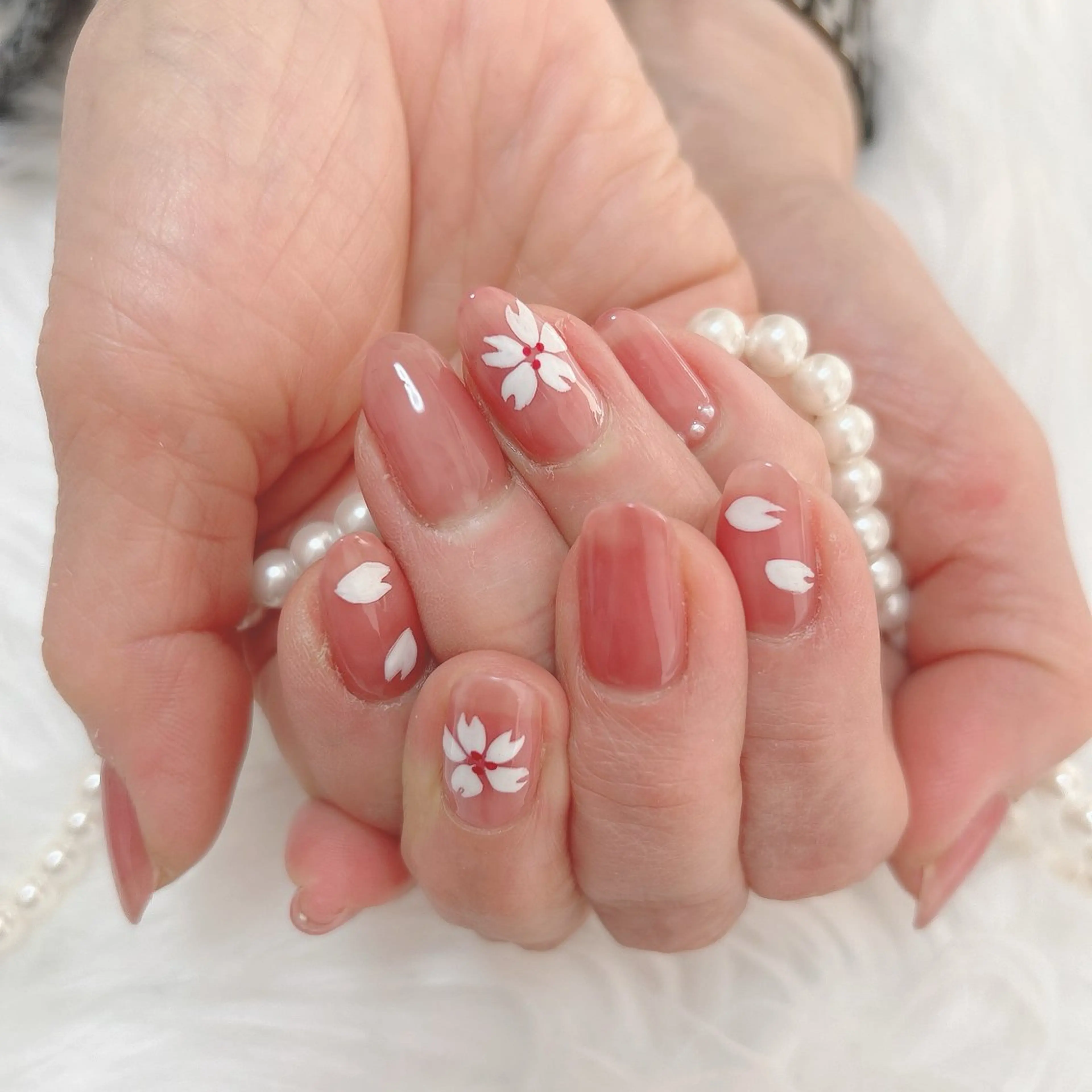 ネイル 桜ネイル 春ネイル 【早朝・深夜🉑】 Charlmeのネイルデザイン