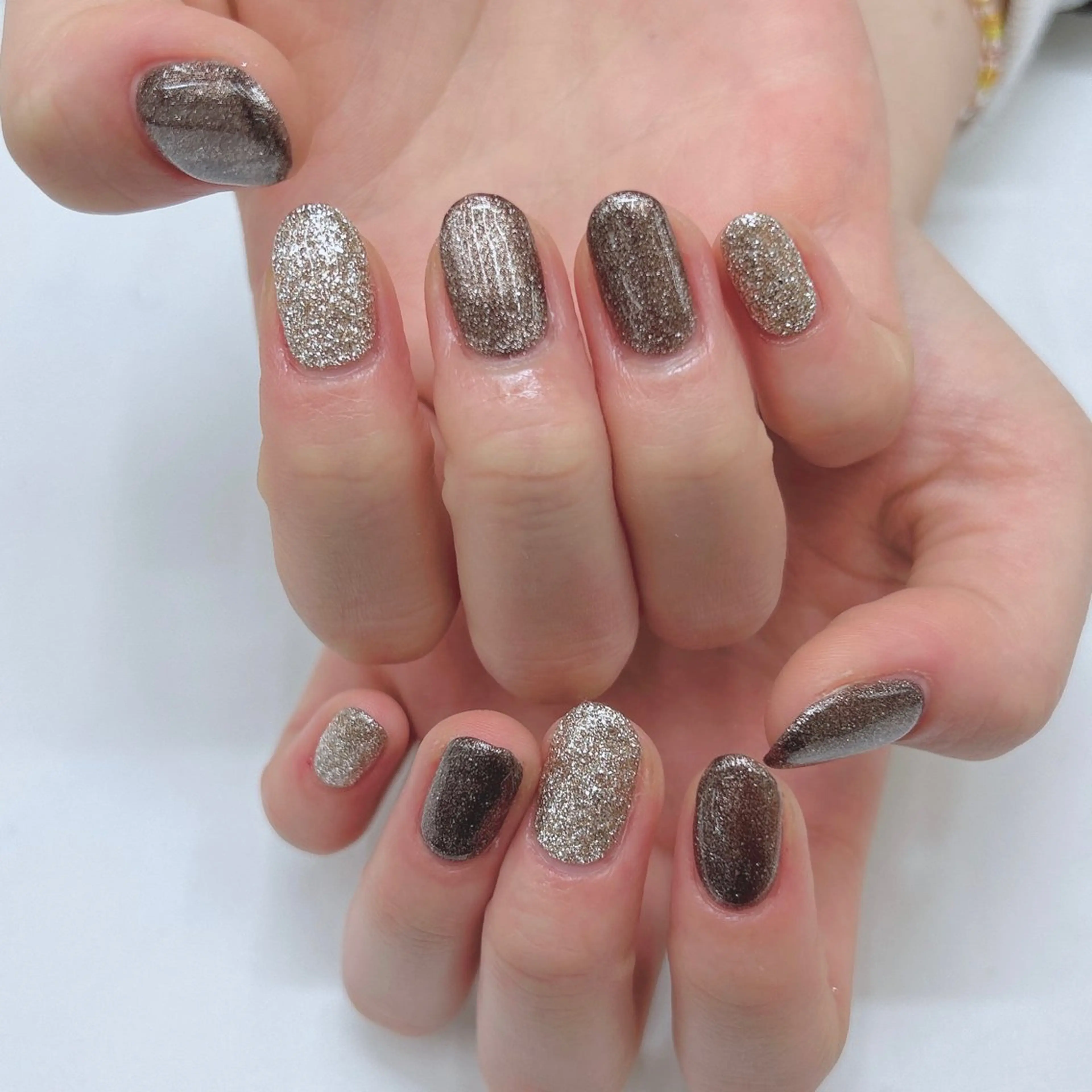 ネイル キラキラネイル MAXKELLY TSUGUMIのネイルデザイン