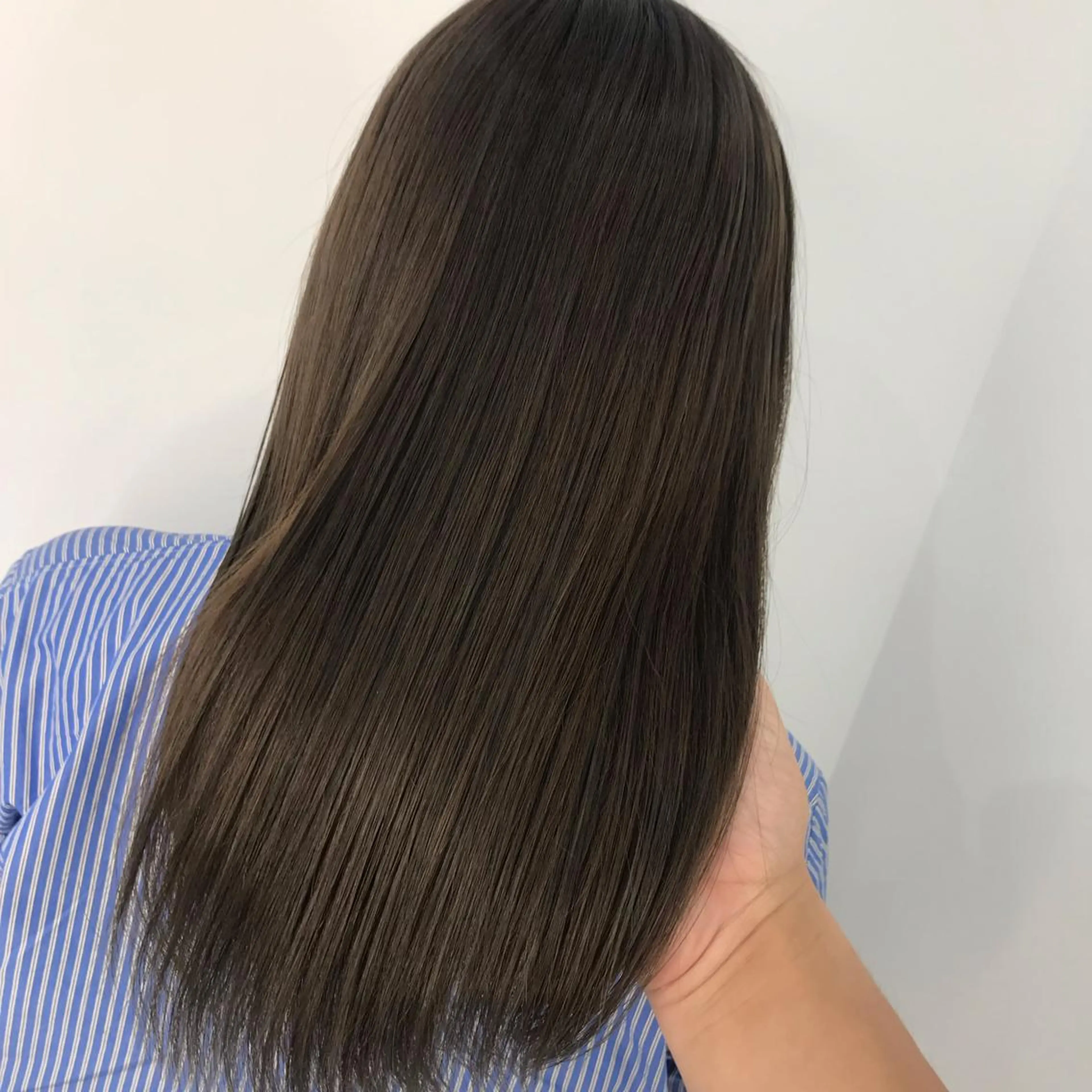 ミディアム パーマ カット 縮毛矯正 トリートメント 天王寺の美容師 わだひろしのヘアスタイル