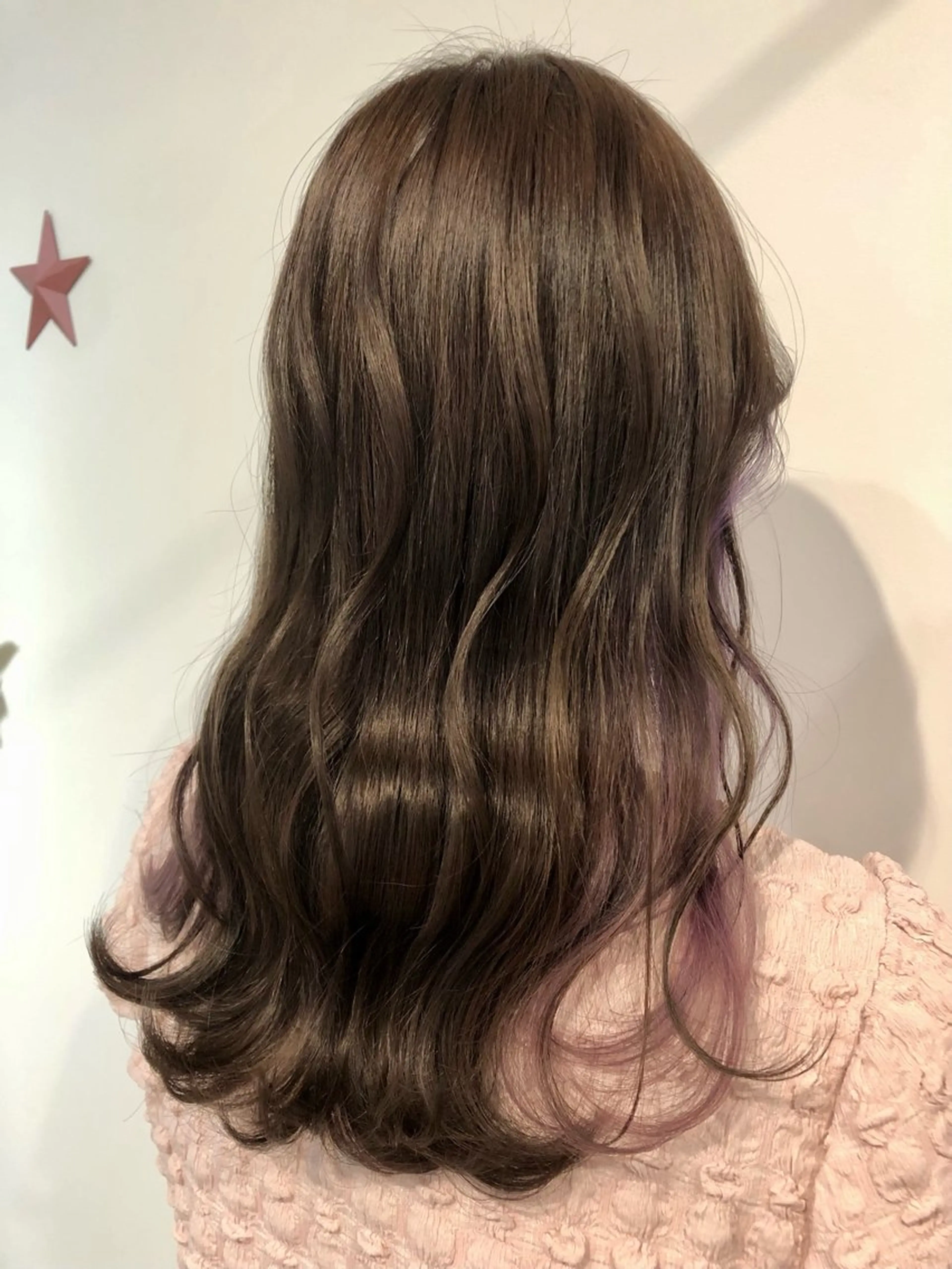 ロング カラー トップ スタイリストのヘアスタイル