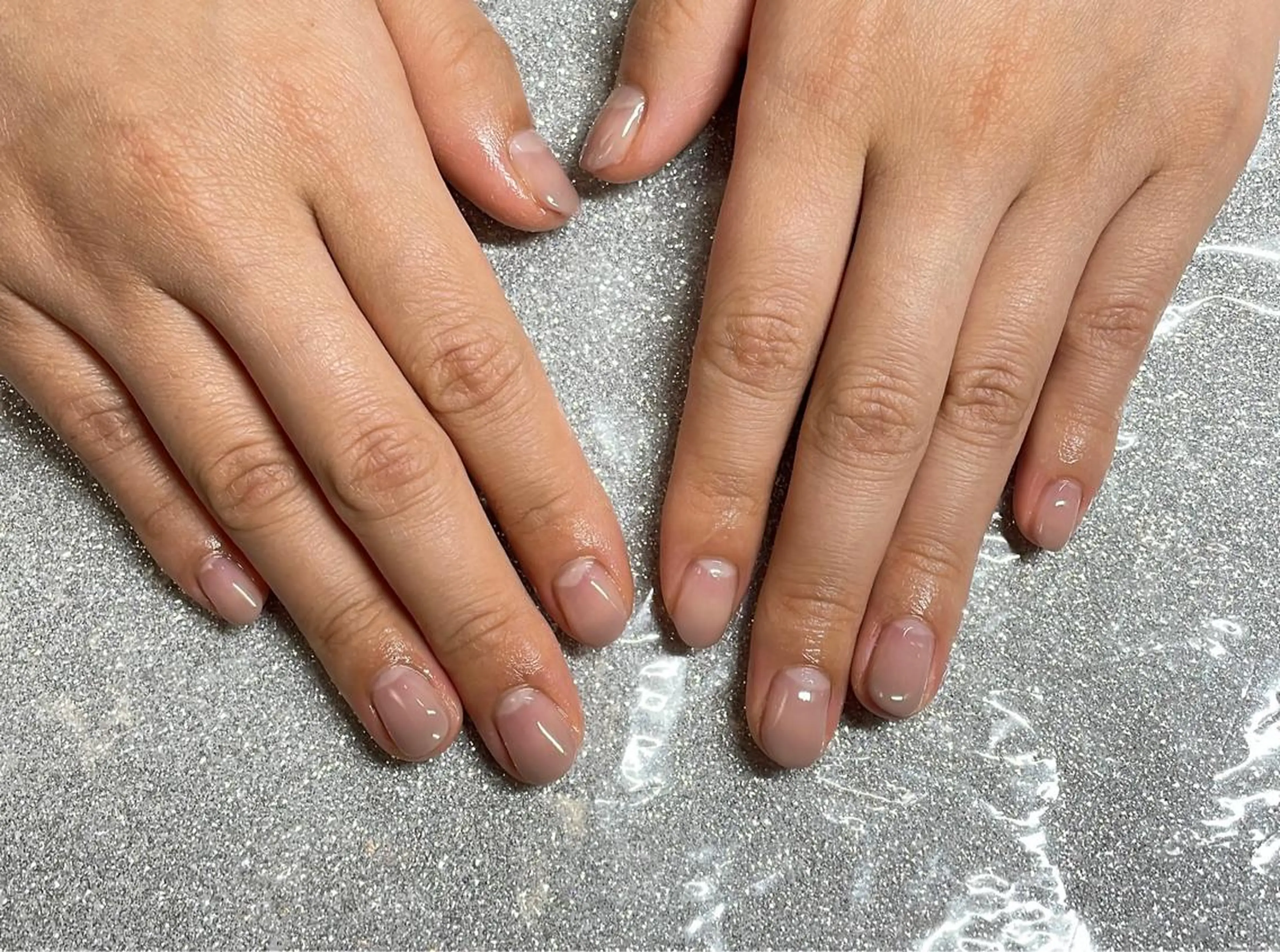 ネイル VIERU 🌈🎀💖のネイルデザイン