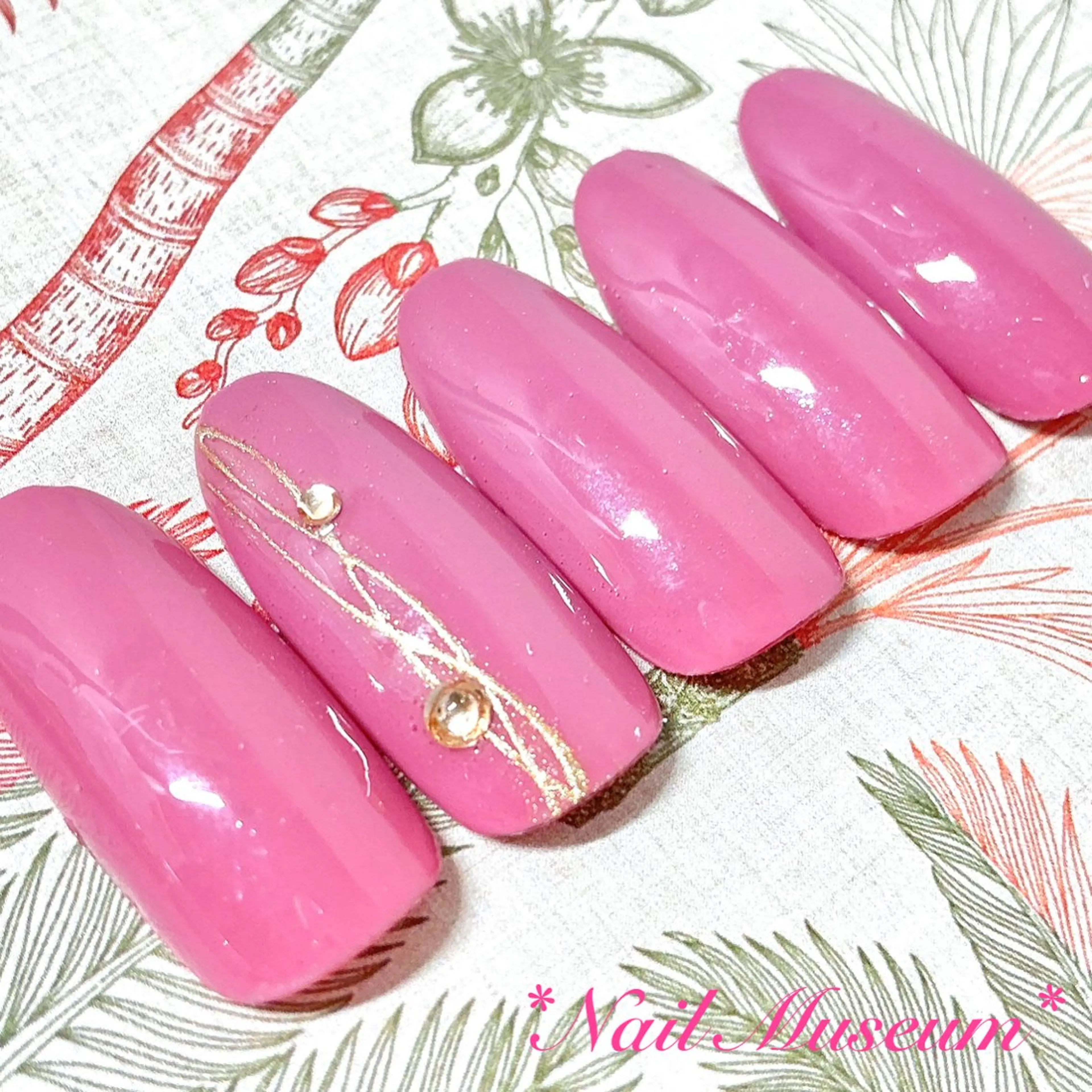 ネイル アートネイル ブルー ジェルネイル ミラーネイル ワンカラーネイル ハンドネイル nailmuseum KAMATARIのネイルデザイン