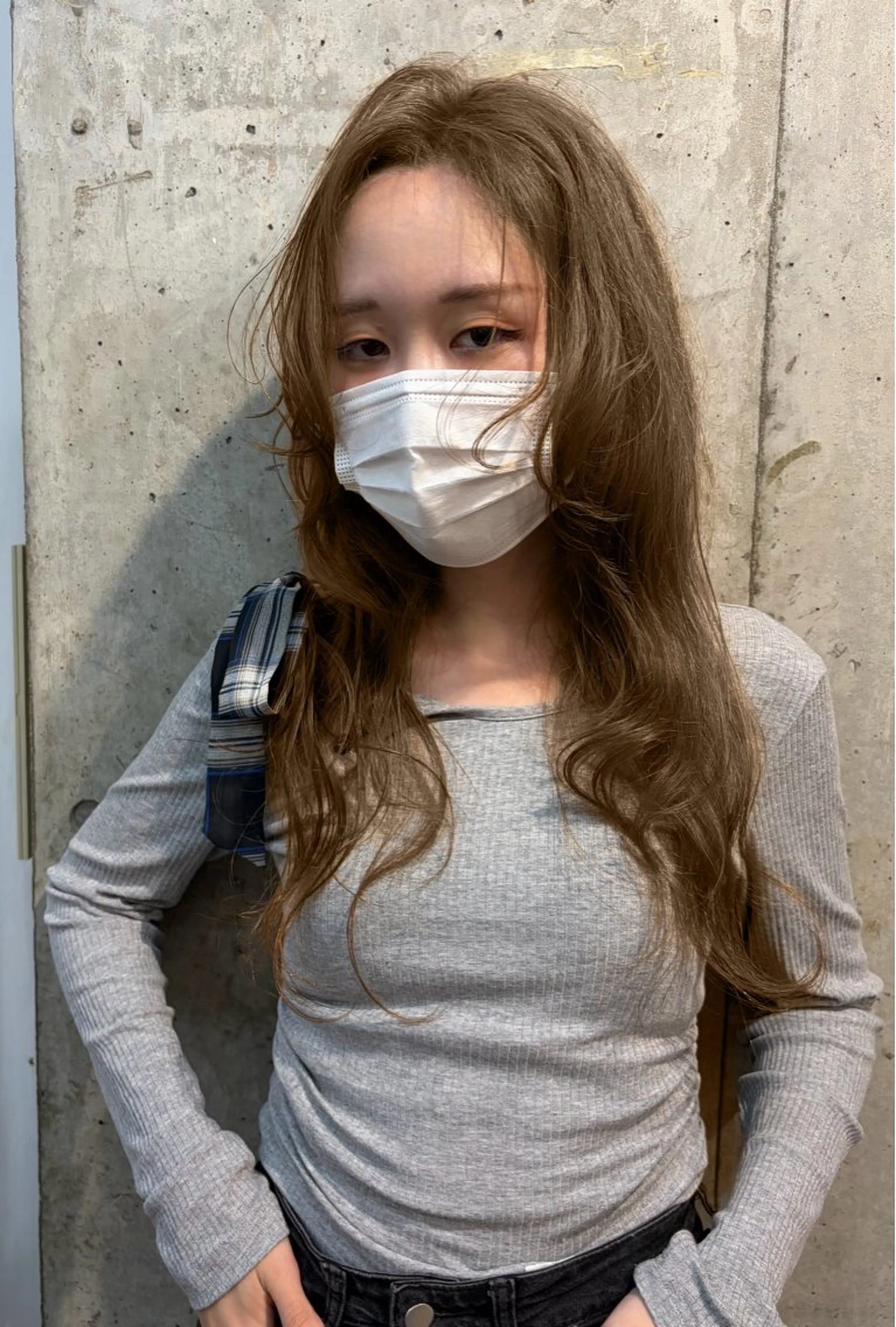 セミロング カラー ベージュカラー ブリーチ ミルクティーベージュ ブリーチなしカラー ヘアカラー [lani ] konatsuのヘアスタイル