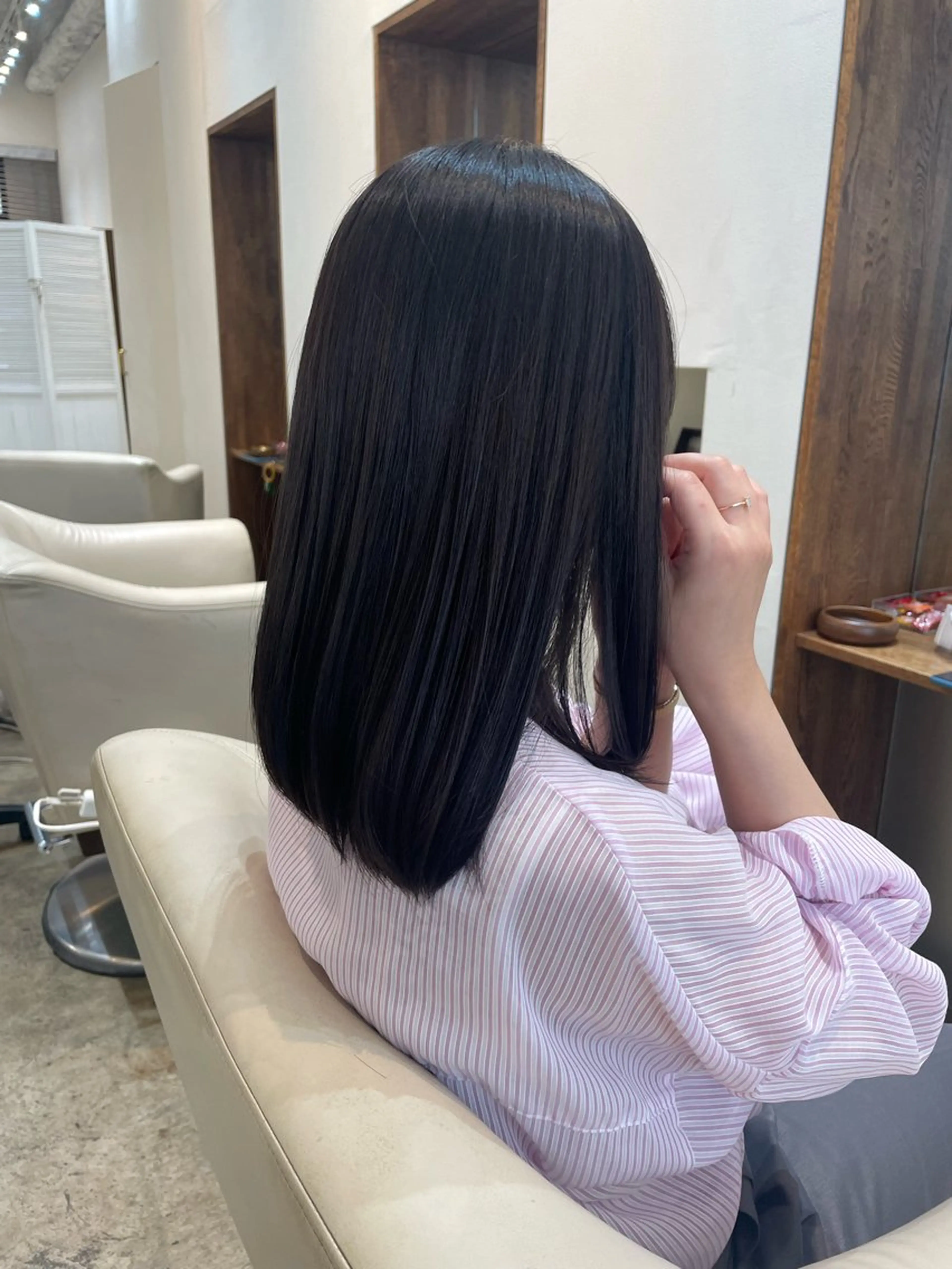セミロング カット トリートメント 【完全個室】髪質改善 暖色カラー/山崎唯奈のヘアスタイル