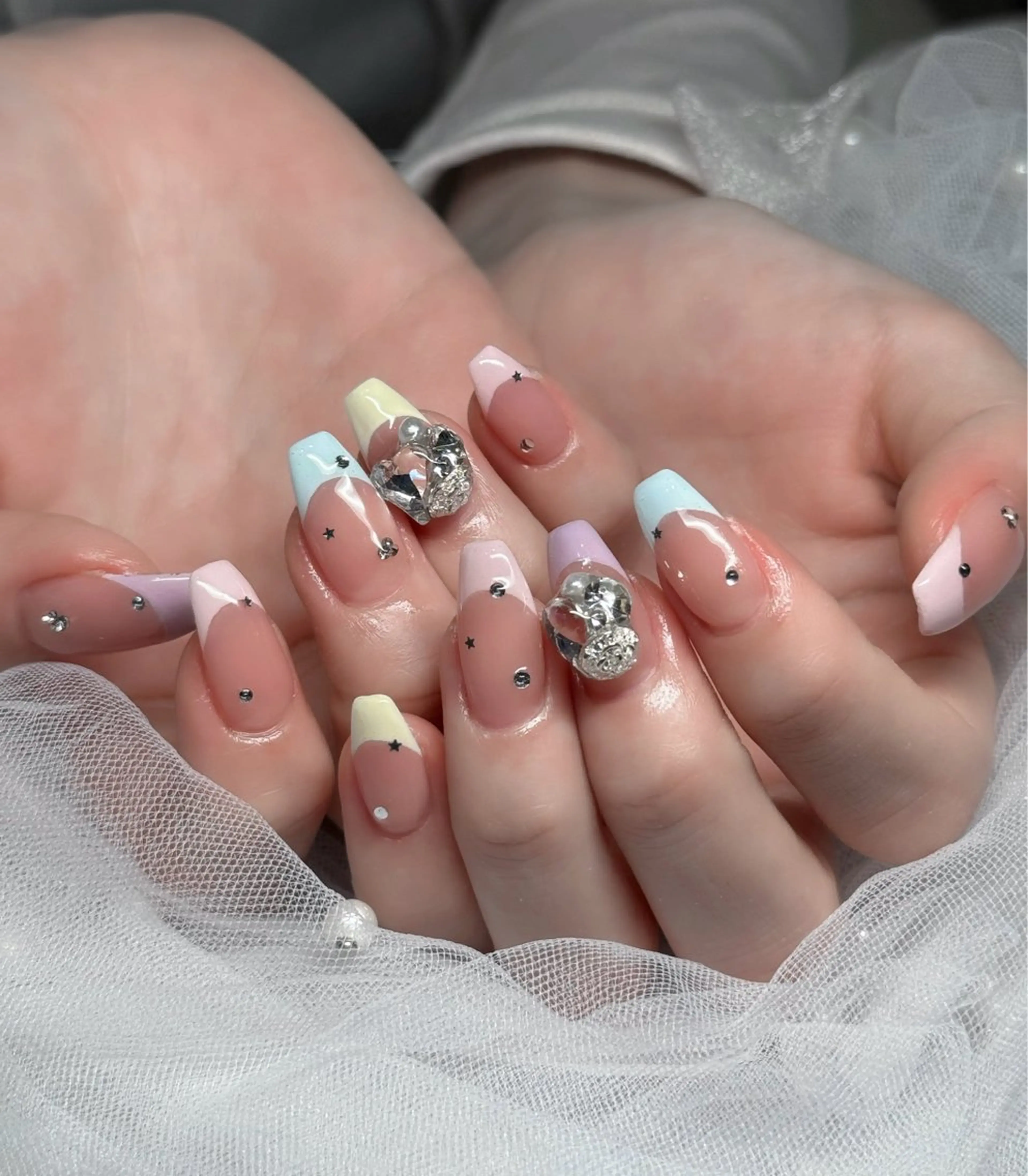 ネイル ハンドネイル 🎀 AYANEのネイルデザイン