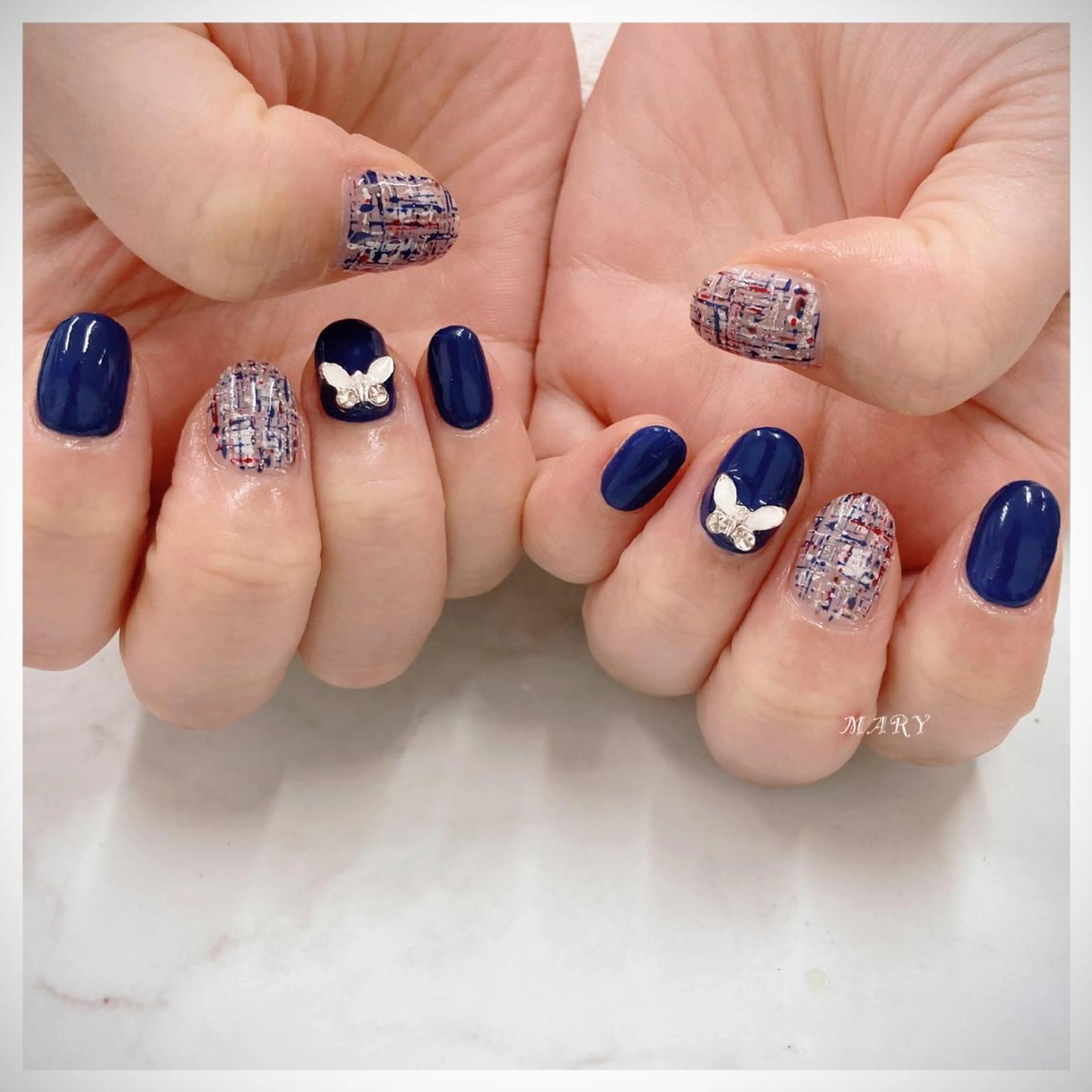 ネイル ブルー ニュアンスネイル ワンカラーネイル ツイードネイル ハンドネイル Mary nail .narumiのネイルデザイン