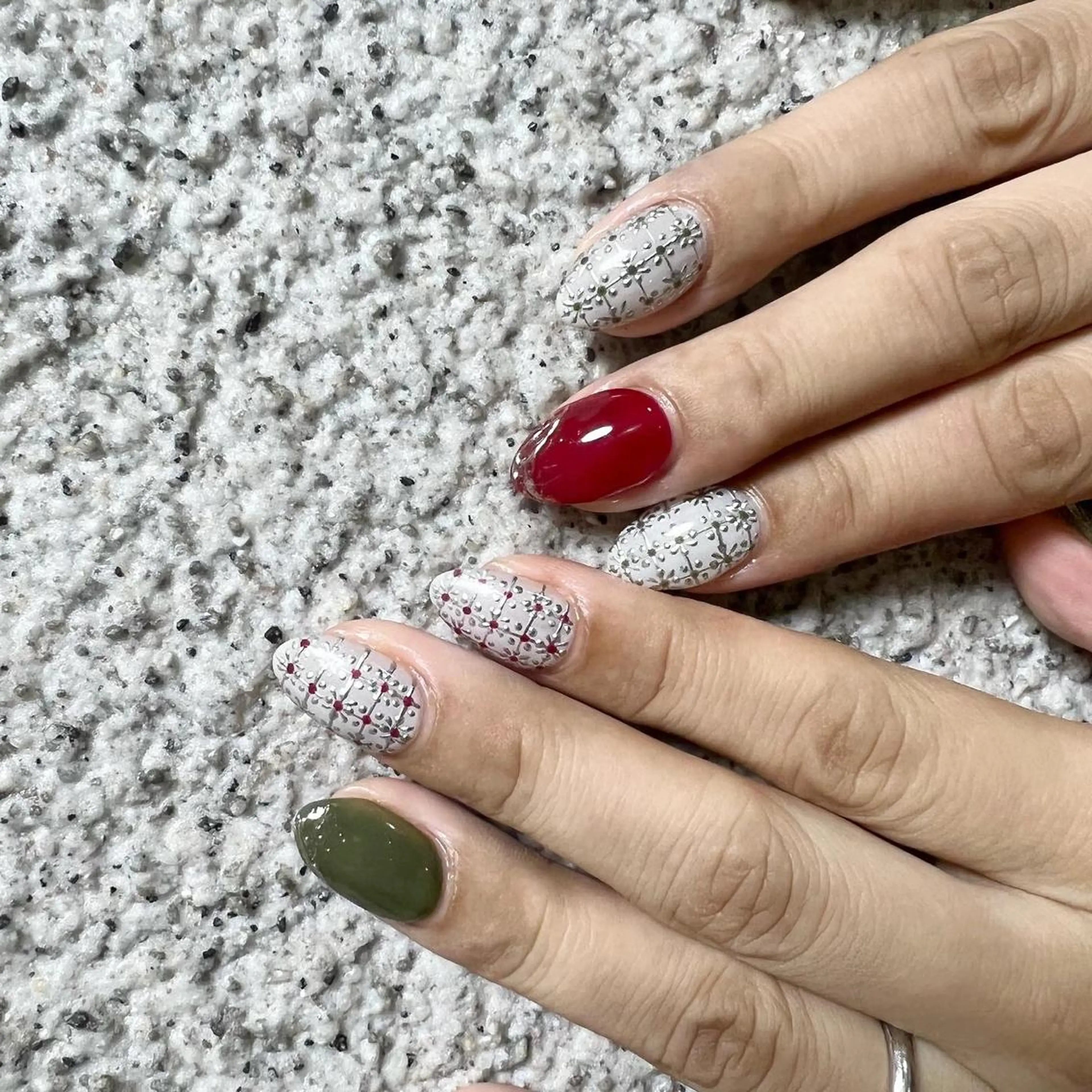 ネイル アートネイル ジェルネイル 韓国ネイル 持ち込み パラジェル ハンドネイル フットネイル nail salon mieux(ミュー)のマツエク・マツパデザイン