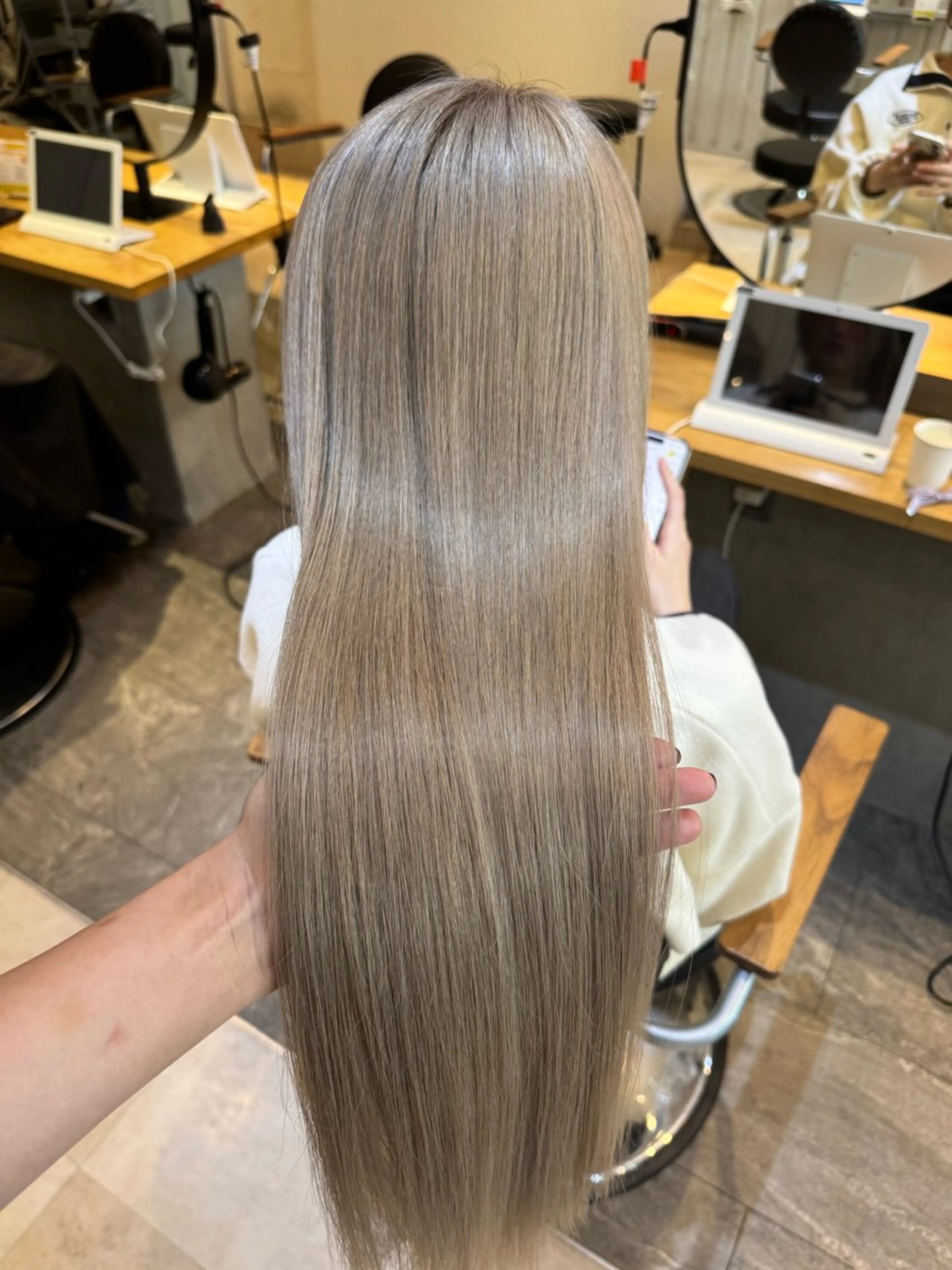 ロング トリートメント ヘアカラー トリートメント 💎艶カラー髪質改善 💎🐇uraraのヘアスタイル