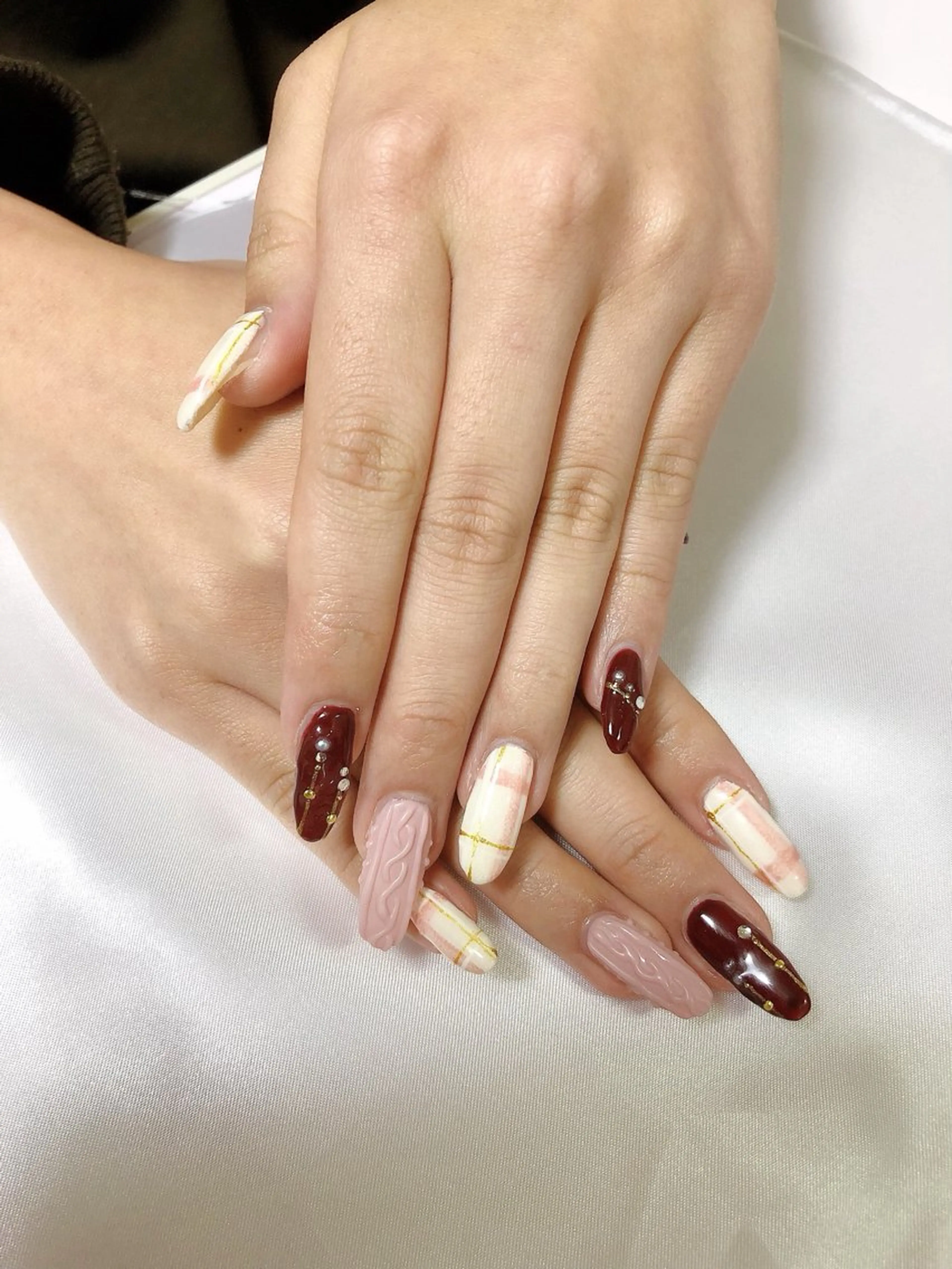 ネイル ハンドネイル MIMINENE NAILのネイルデザイン