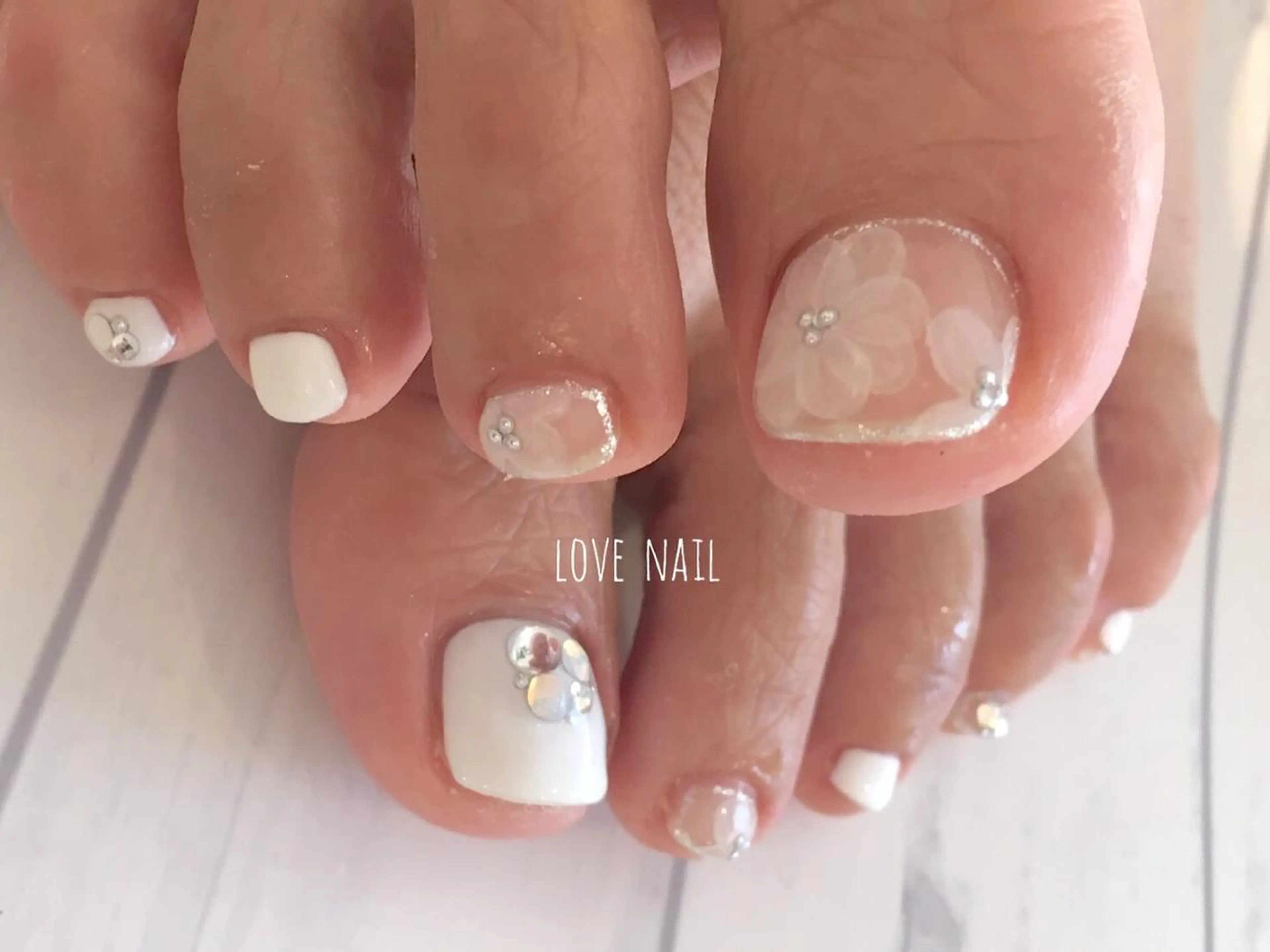 ネイル LOVE NAIL 💕Sonoのネイルデザイン