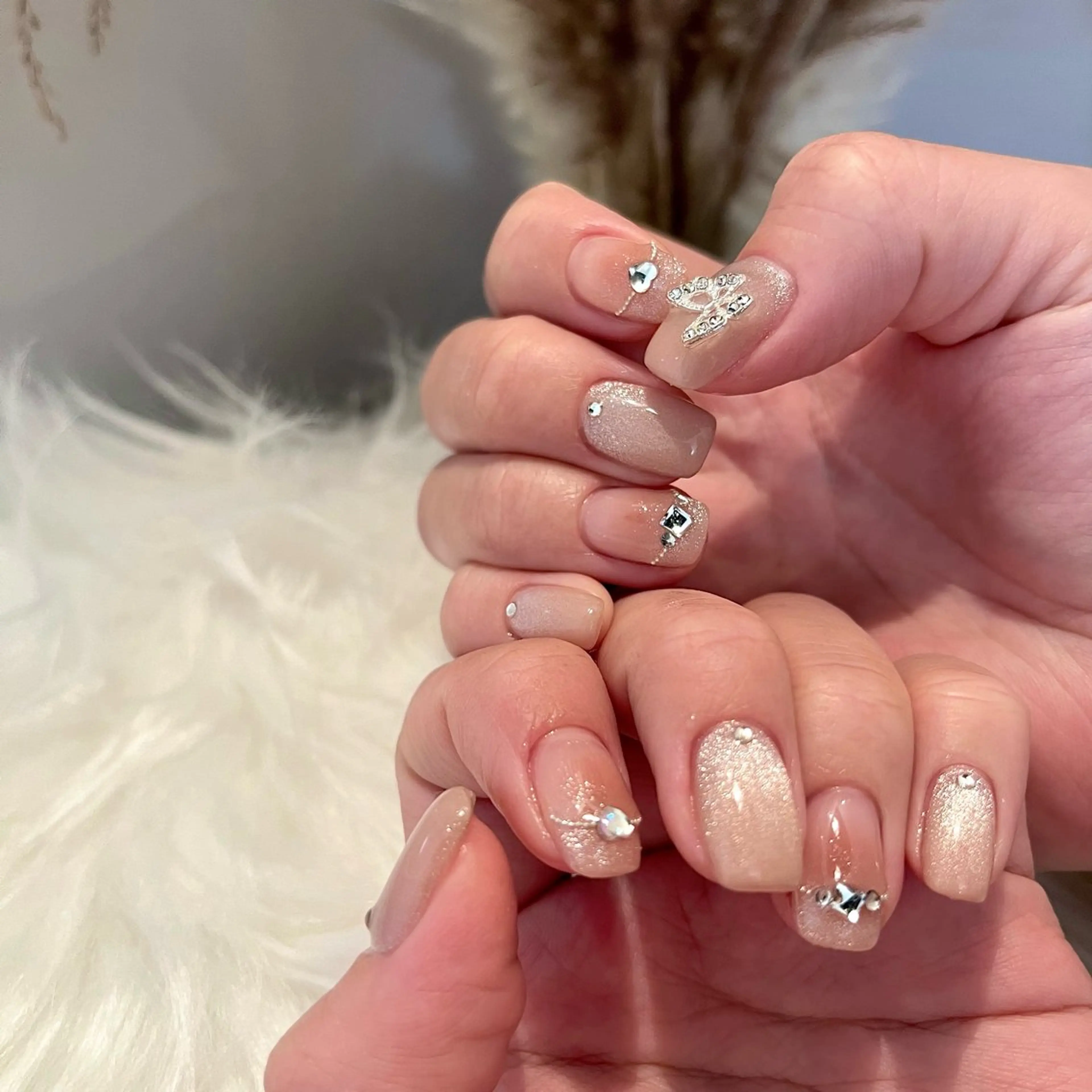 ネイル チークネイル マグネットネイル 持ち込み ハンドネイル フットネイル Chipi Nailのネイルデザイン