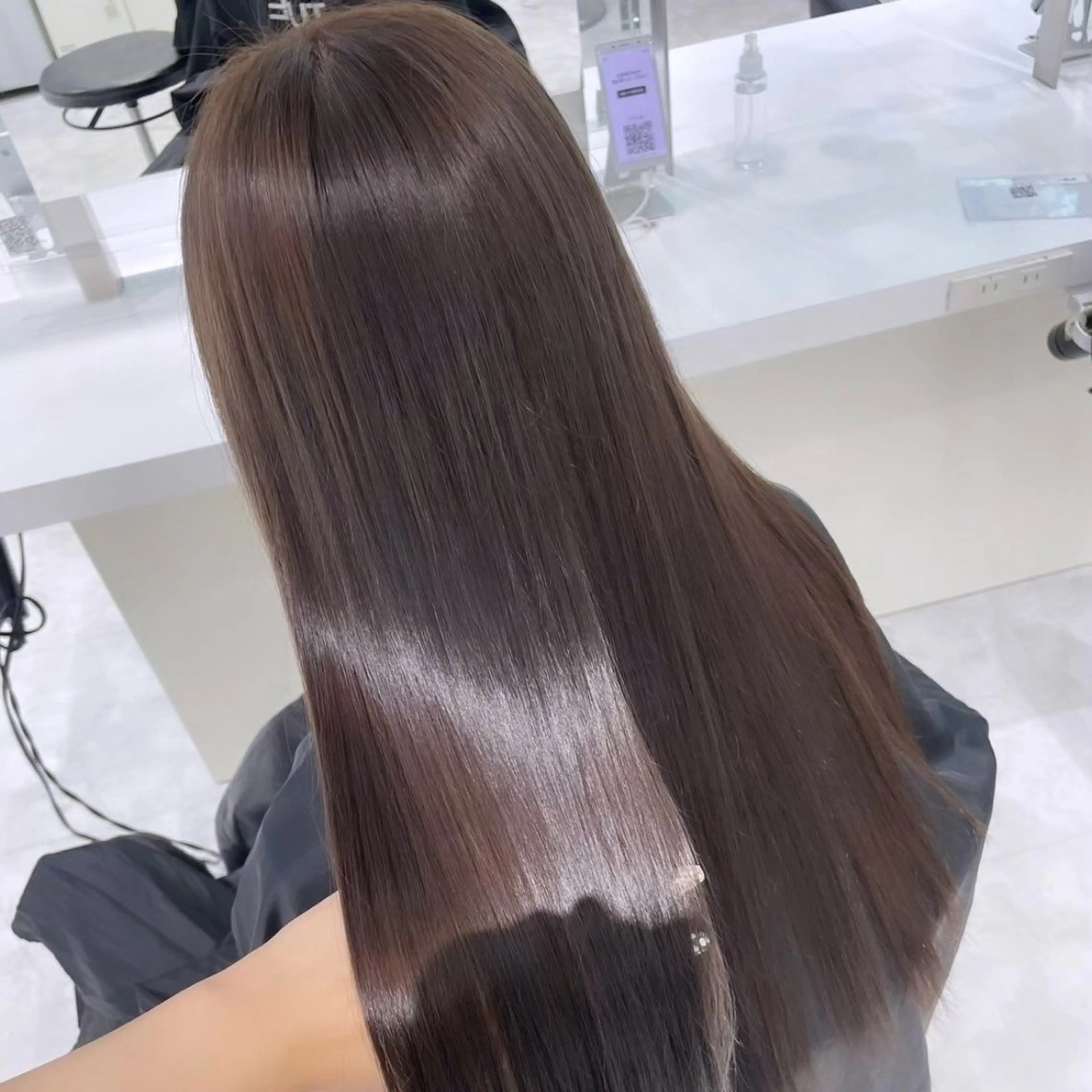 カラー ヘアカラー トリートメント 🤍ブリーチなし ブラウンhimi🤍のヘアスタイル