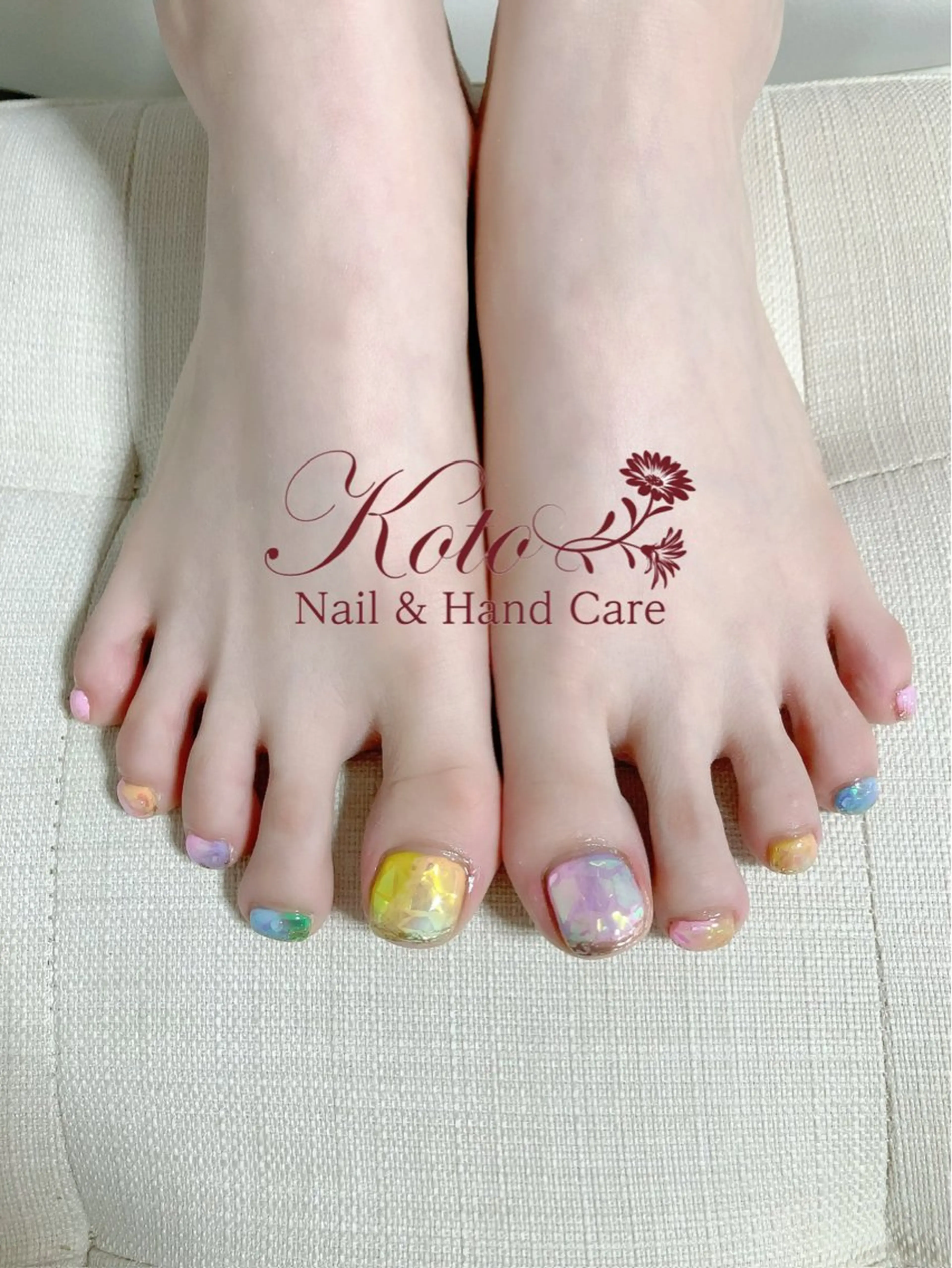 ネイル 長さ出し ジェルネイル 持ち込み ニュアンスネイル 赤色 Risa ネイルサロンKOTOのネイルデザイン