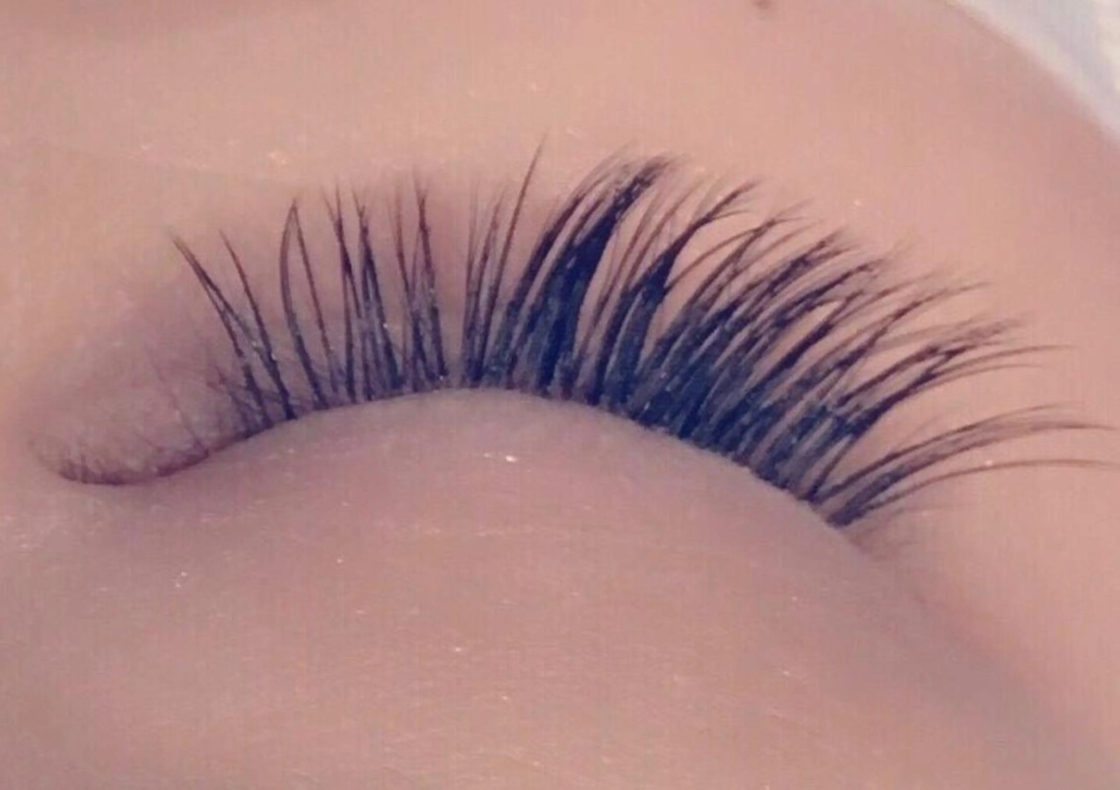 マツエク・マツパ RAD心斎橋 ナカムラチヒロのヘアスタイル