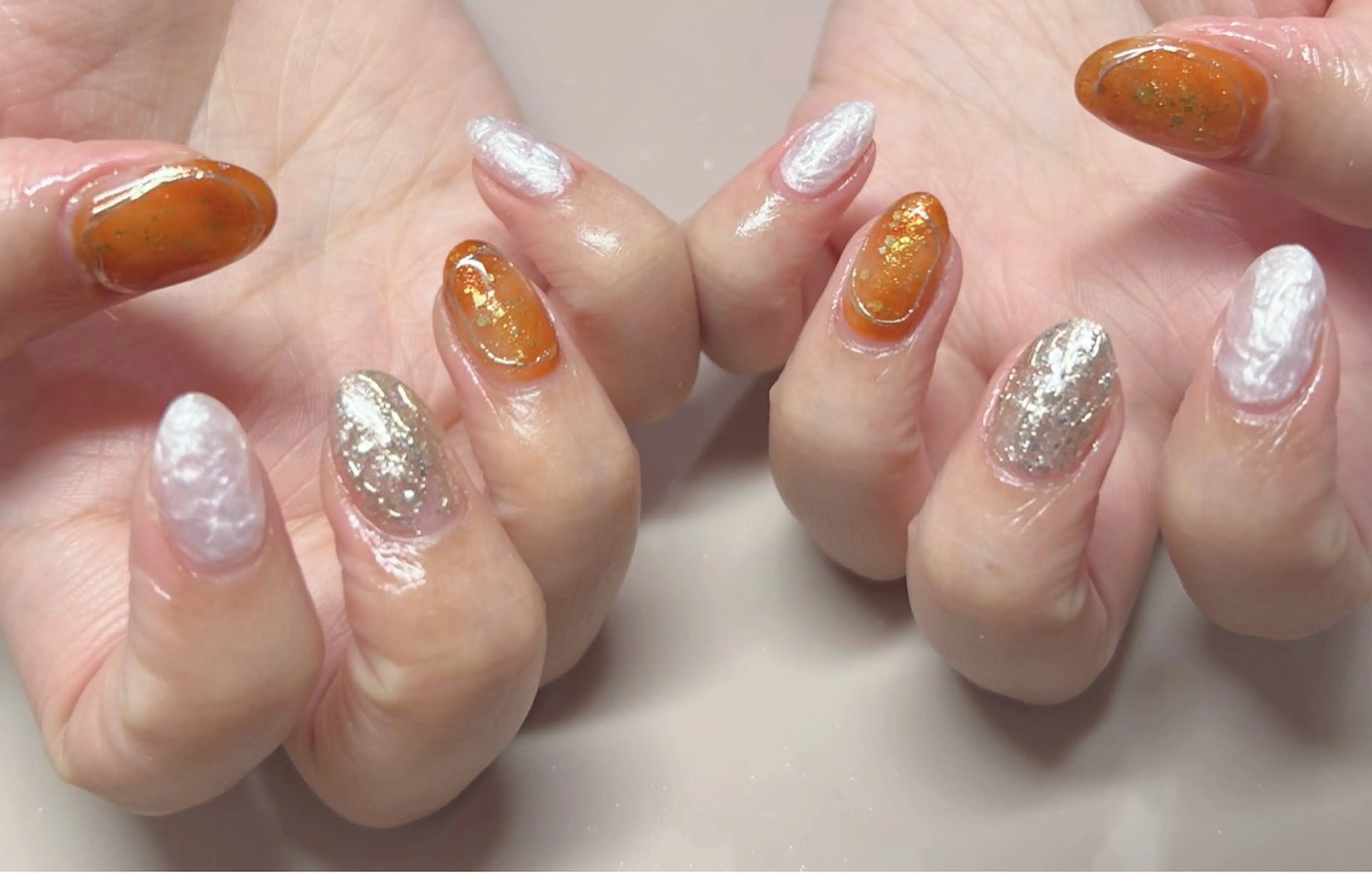 ネイル ミラーネイル オレンジ Rairia nail所属・Rairianail 室橋舞のネイルデザイン