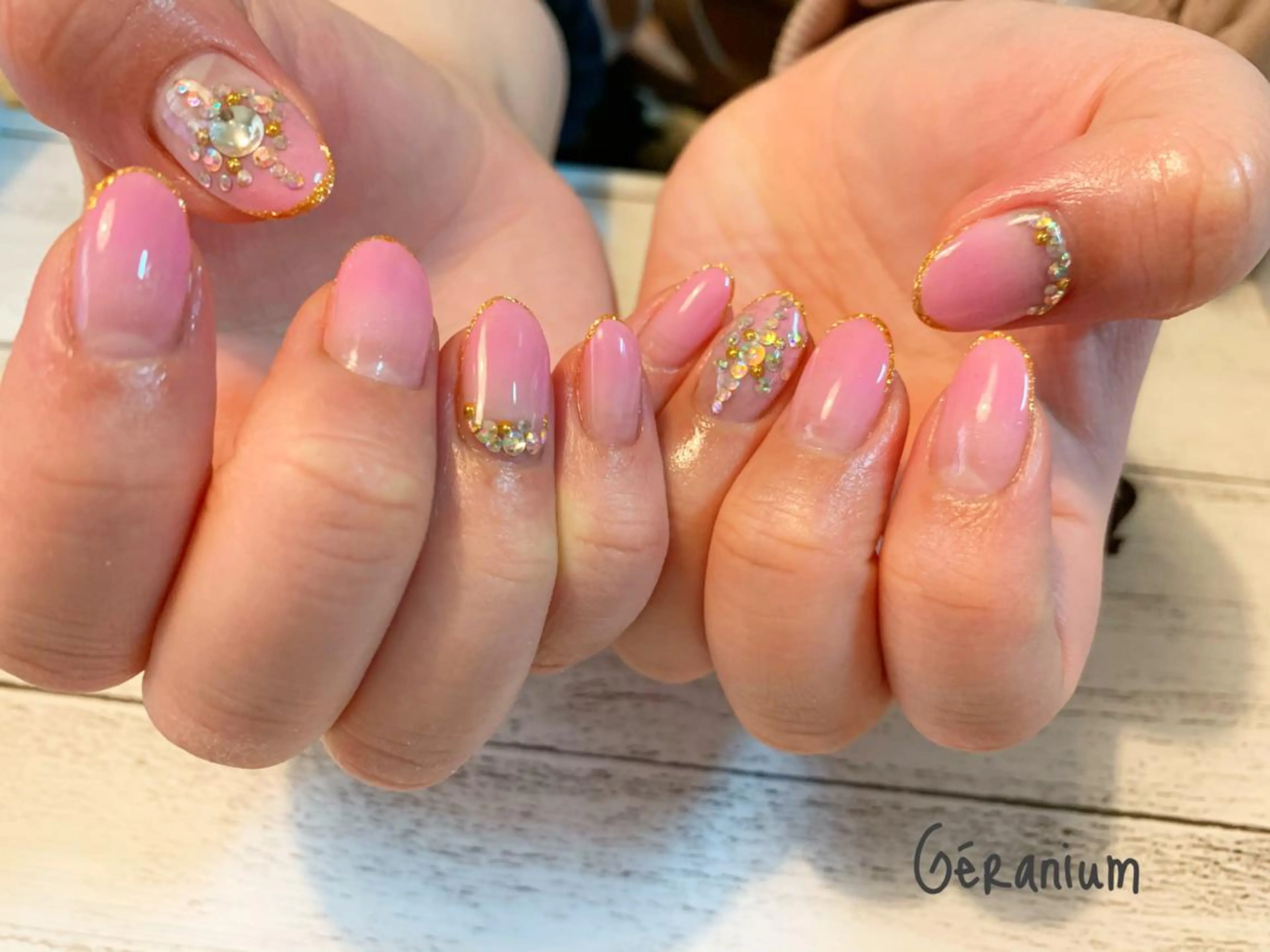 ネイル ハンドネイル GéRanium Harukaのネイルデザイン