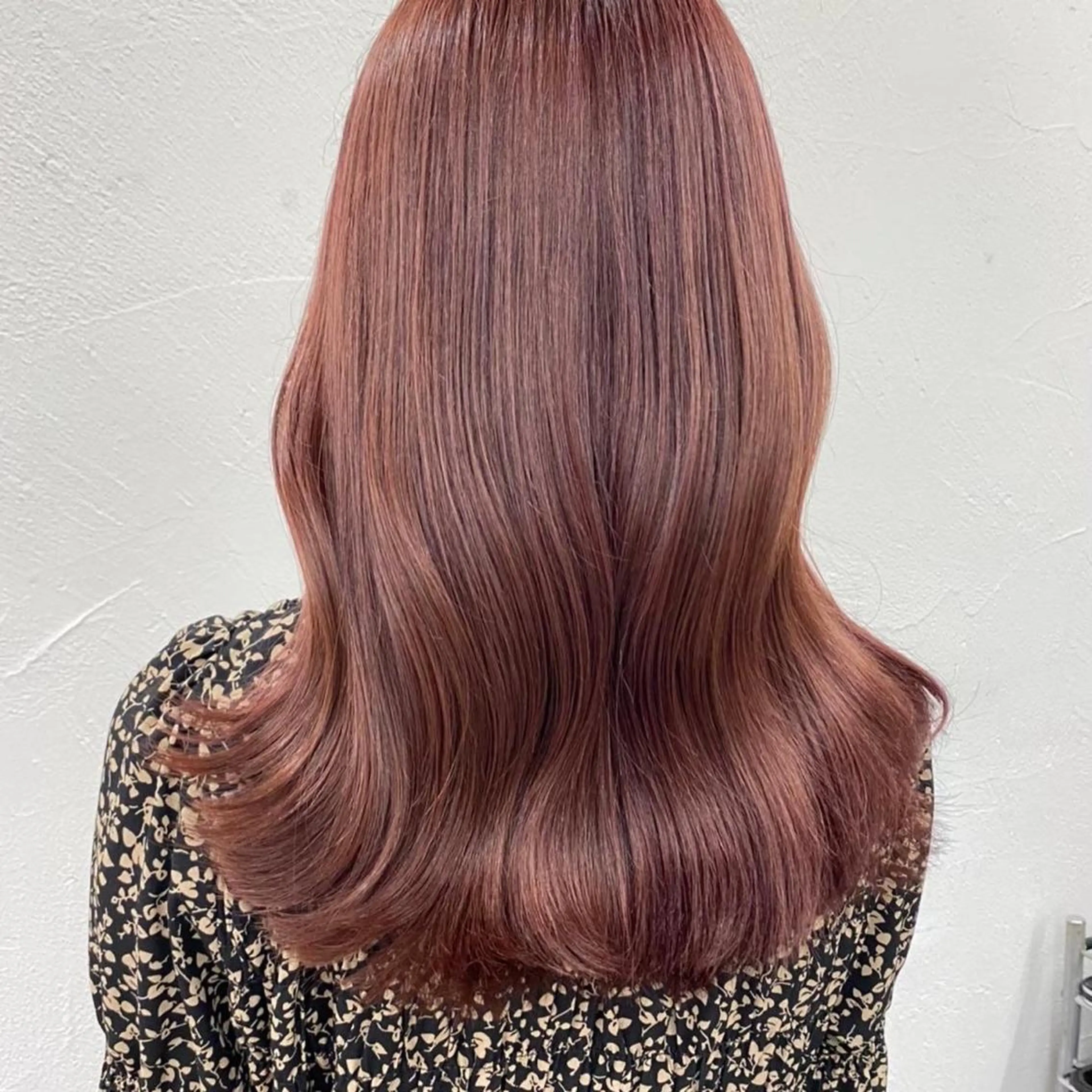 ロング カラー ヘアアレンジ オレンジ ピンクカラー 🫧透明感カラー/ ナルハ🫧のヘアスタイル