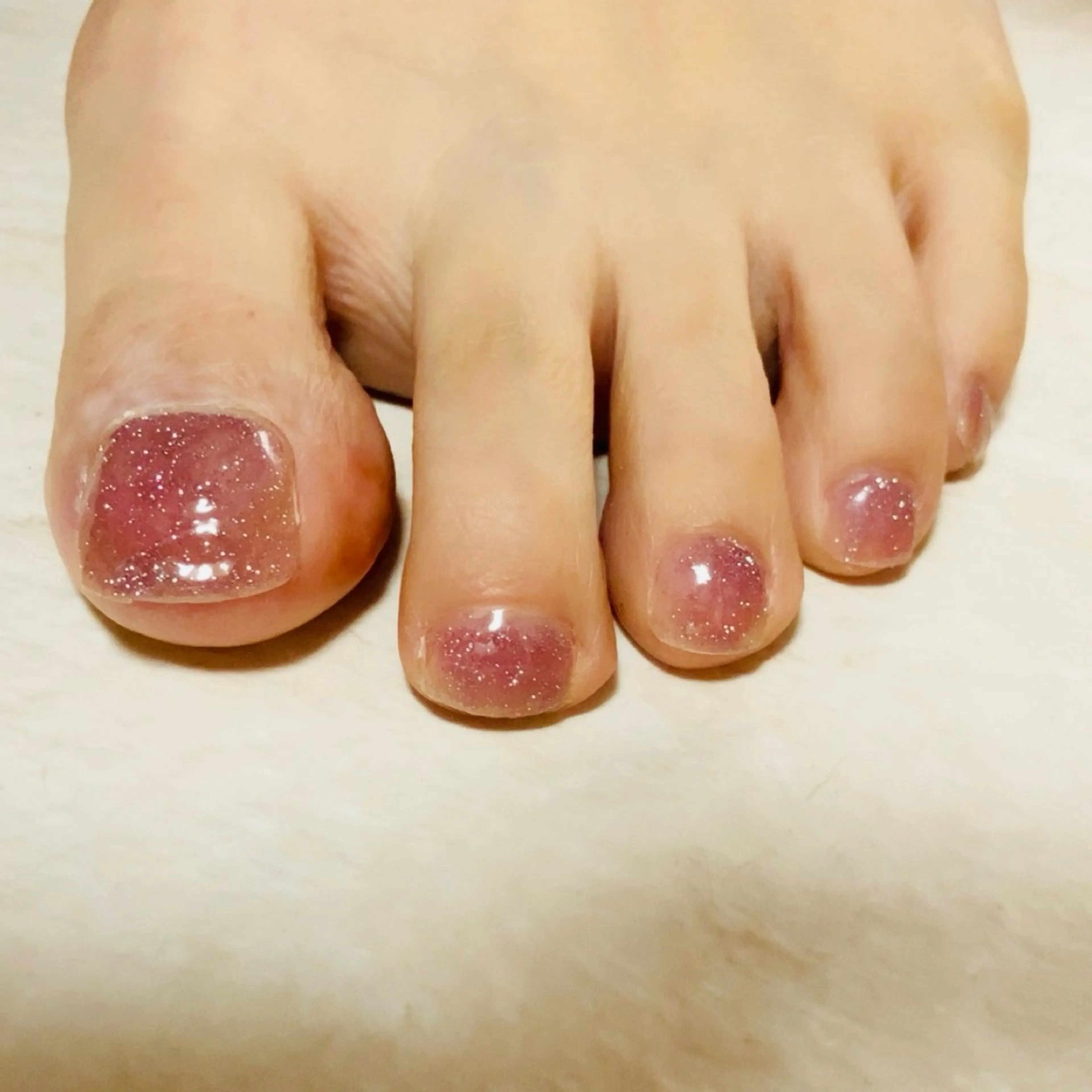 ネイル フットネイル 本田 美登利のヘアスタイル