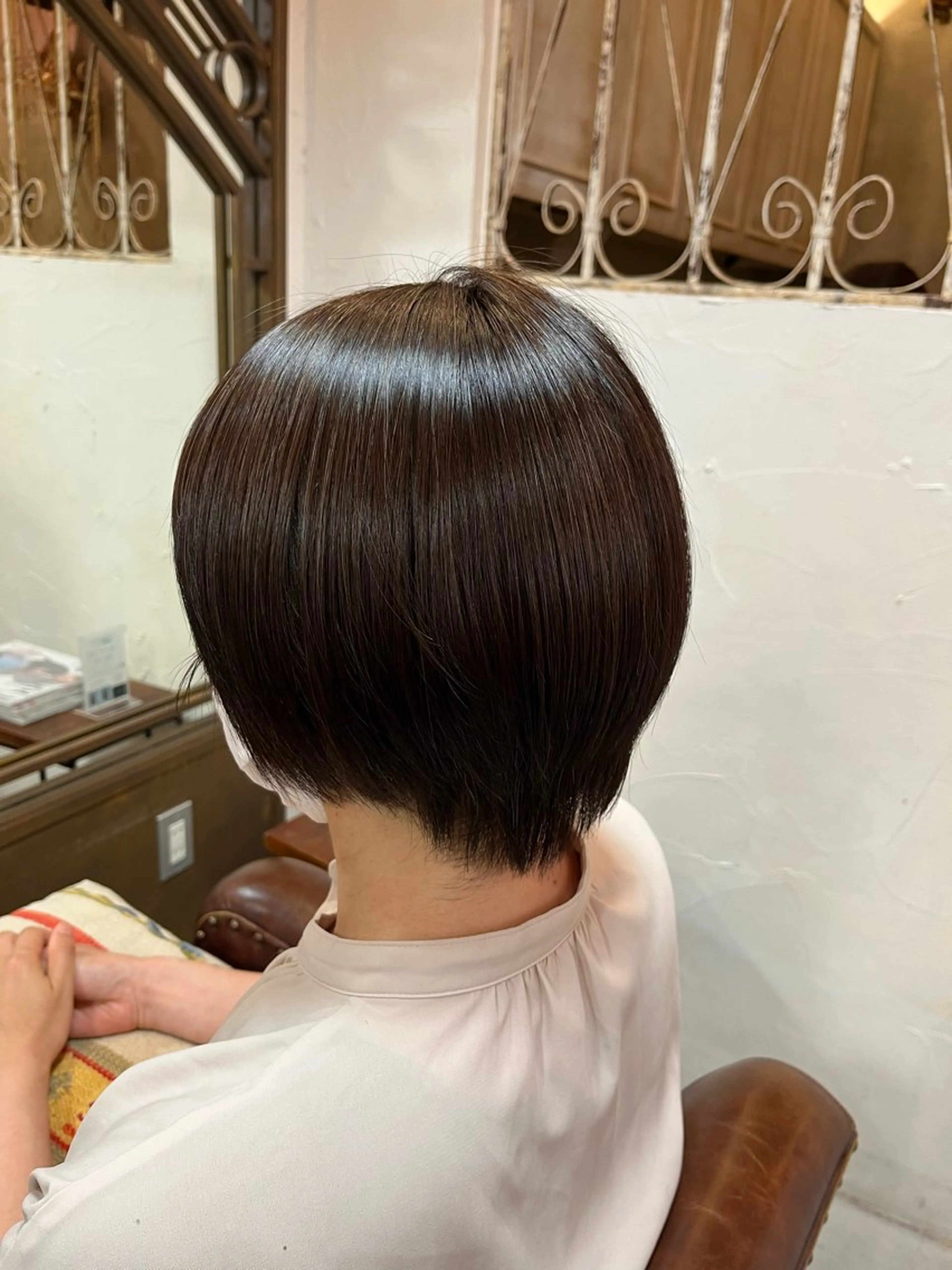 ショート カラー ヘアカラー トリートメント ヘアセット レイヤーカット/ ブリーチ/Asukaのヘアスタイル