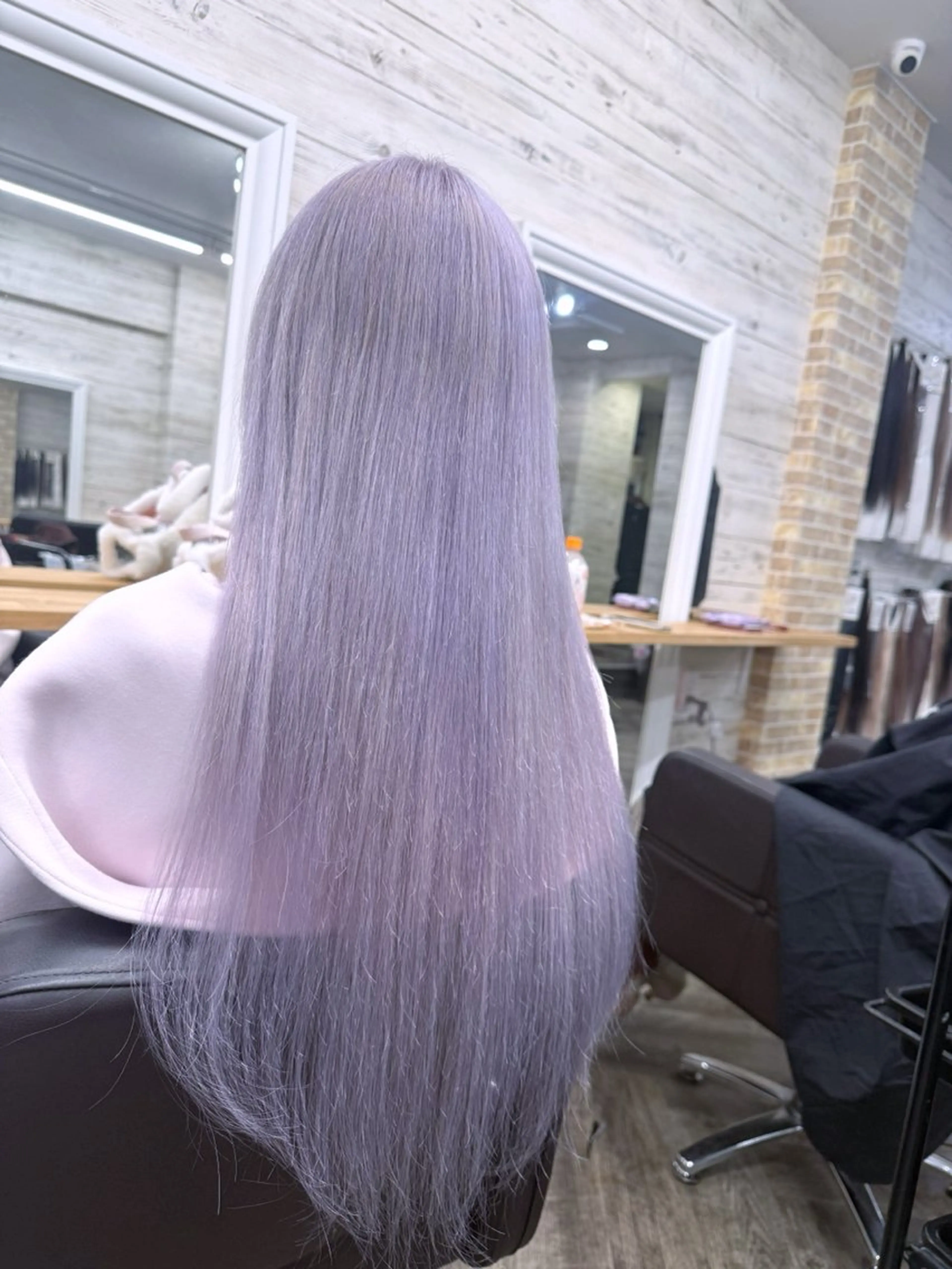 ロング カラー シールエクステ ブリーチ ケアブリーチ ラベンダーカラー エクステ ヘアカラー エクステ 北沢 隆のヘアスタイル