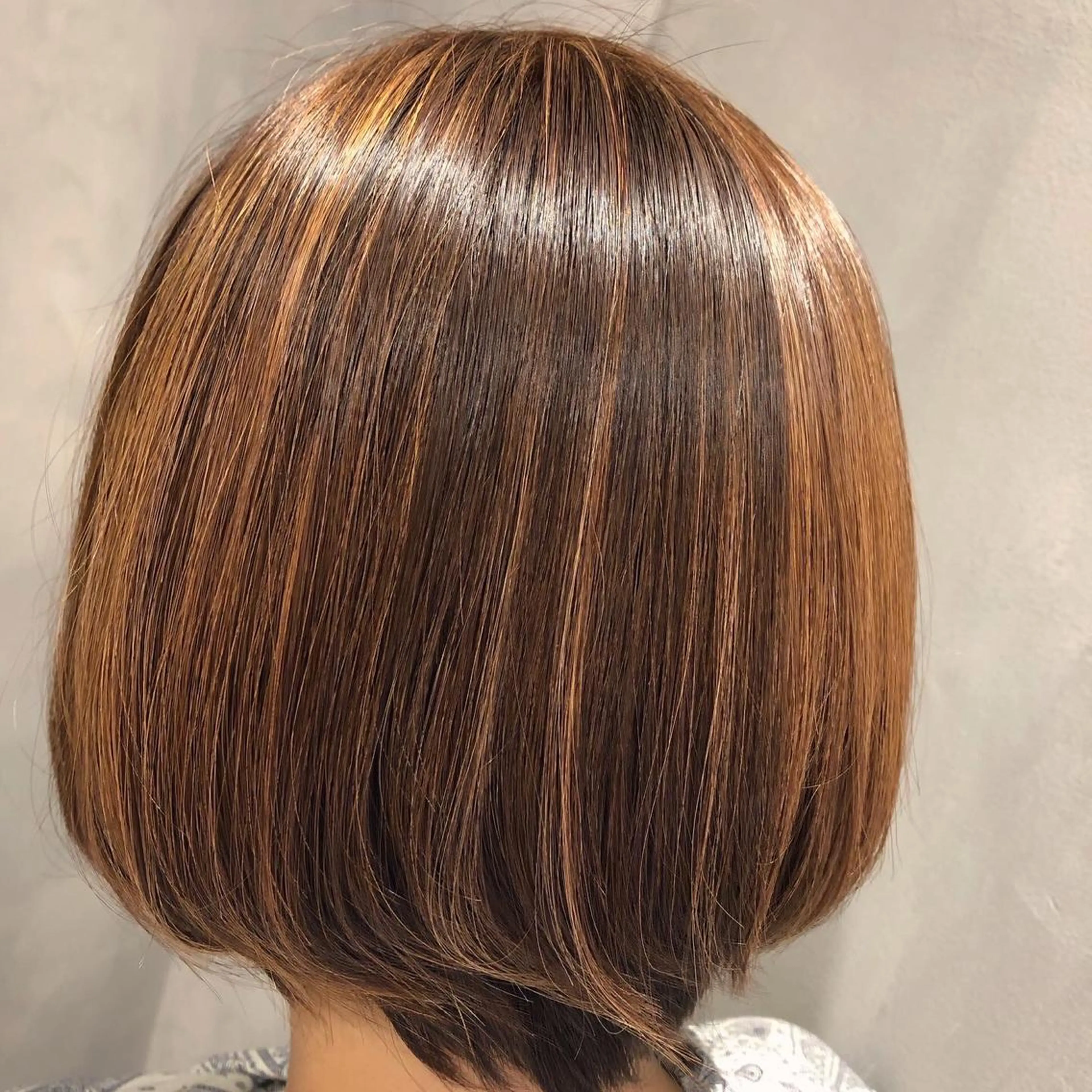 ショート カラー 髪質改善⭐️ 桜場のヘアスタイル