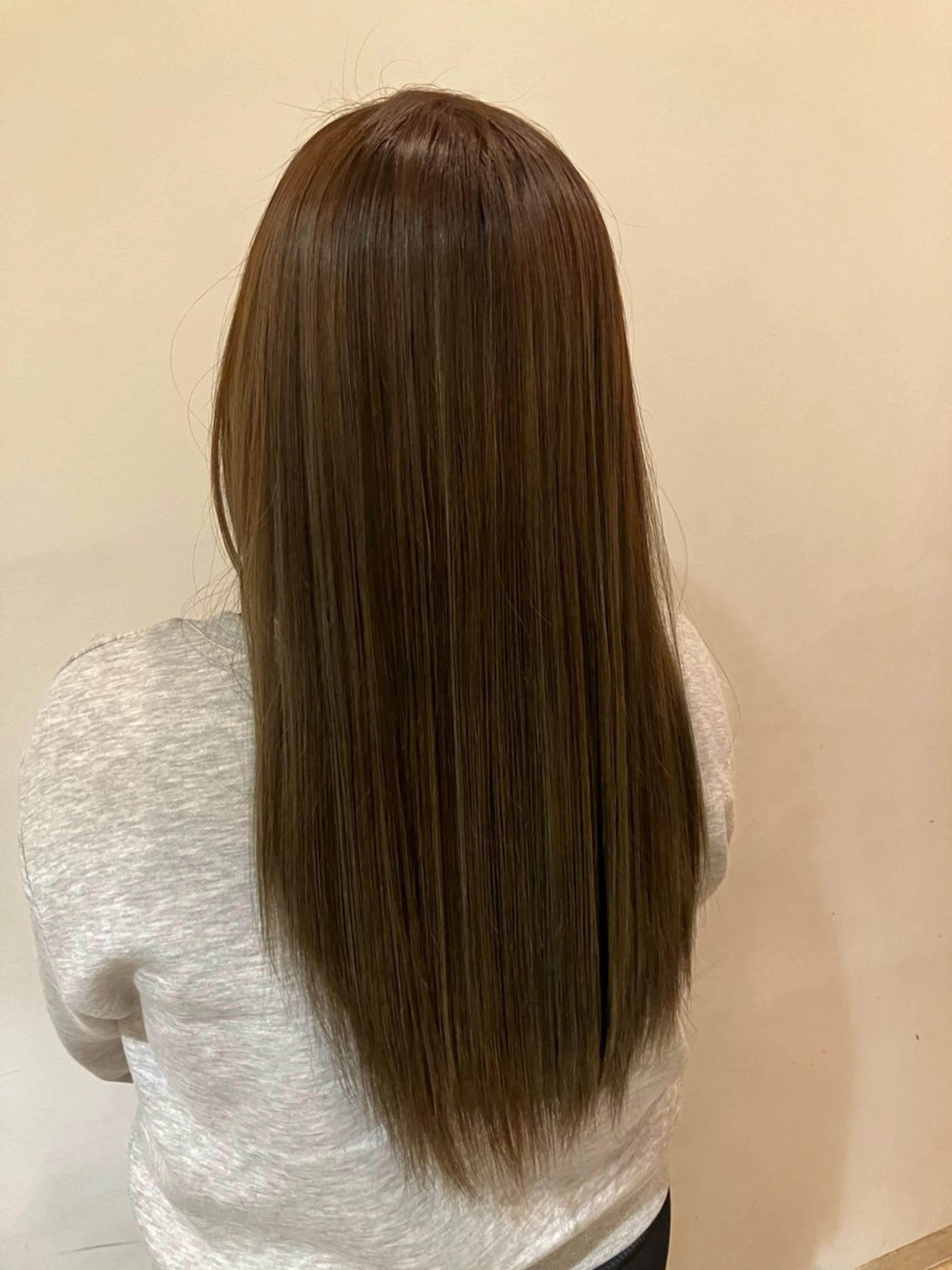 ロング カラー 暖色・寒色カラー / 関根涼太のヘアスタイル