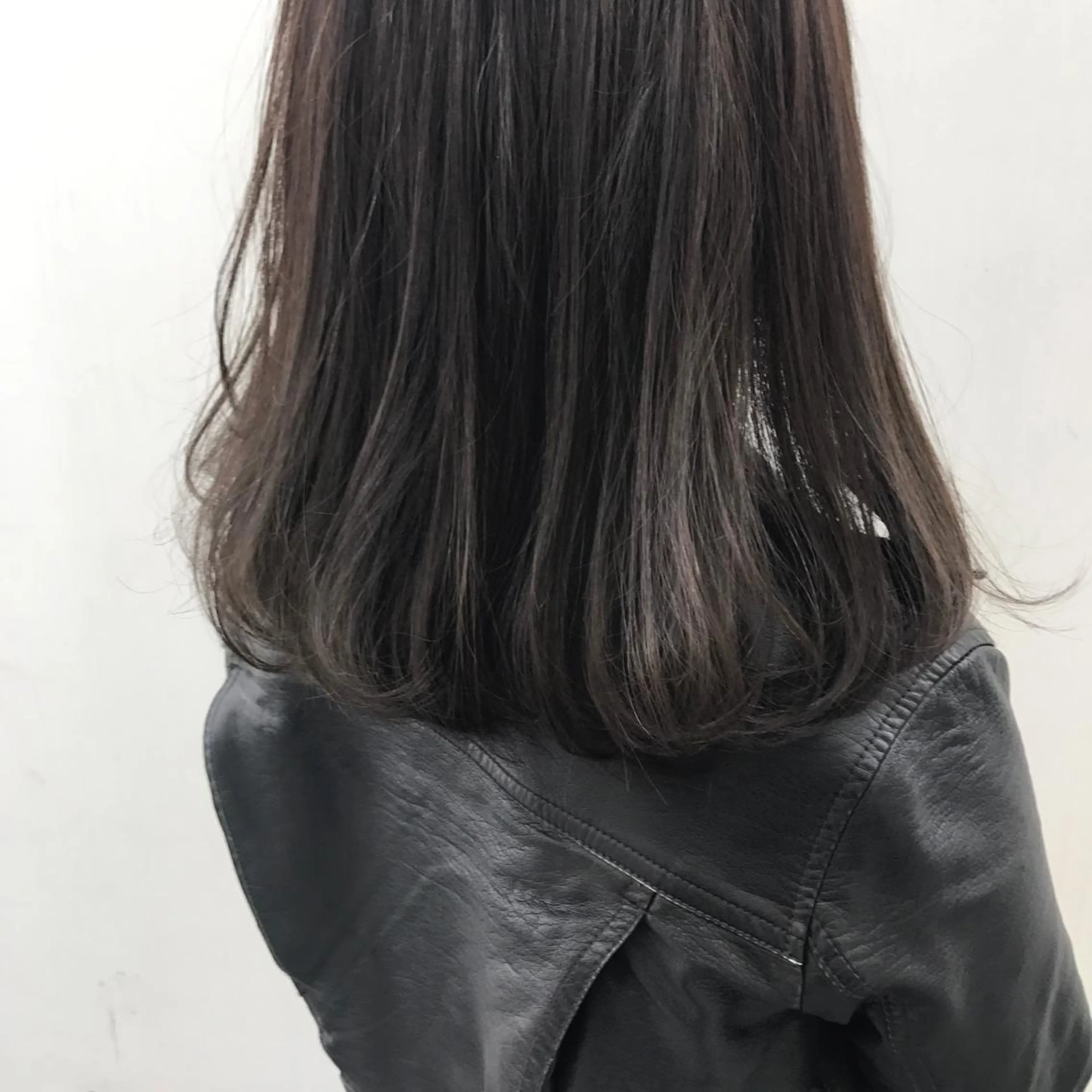 セミロング 開發 智也のヘアスタイル