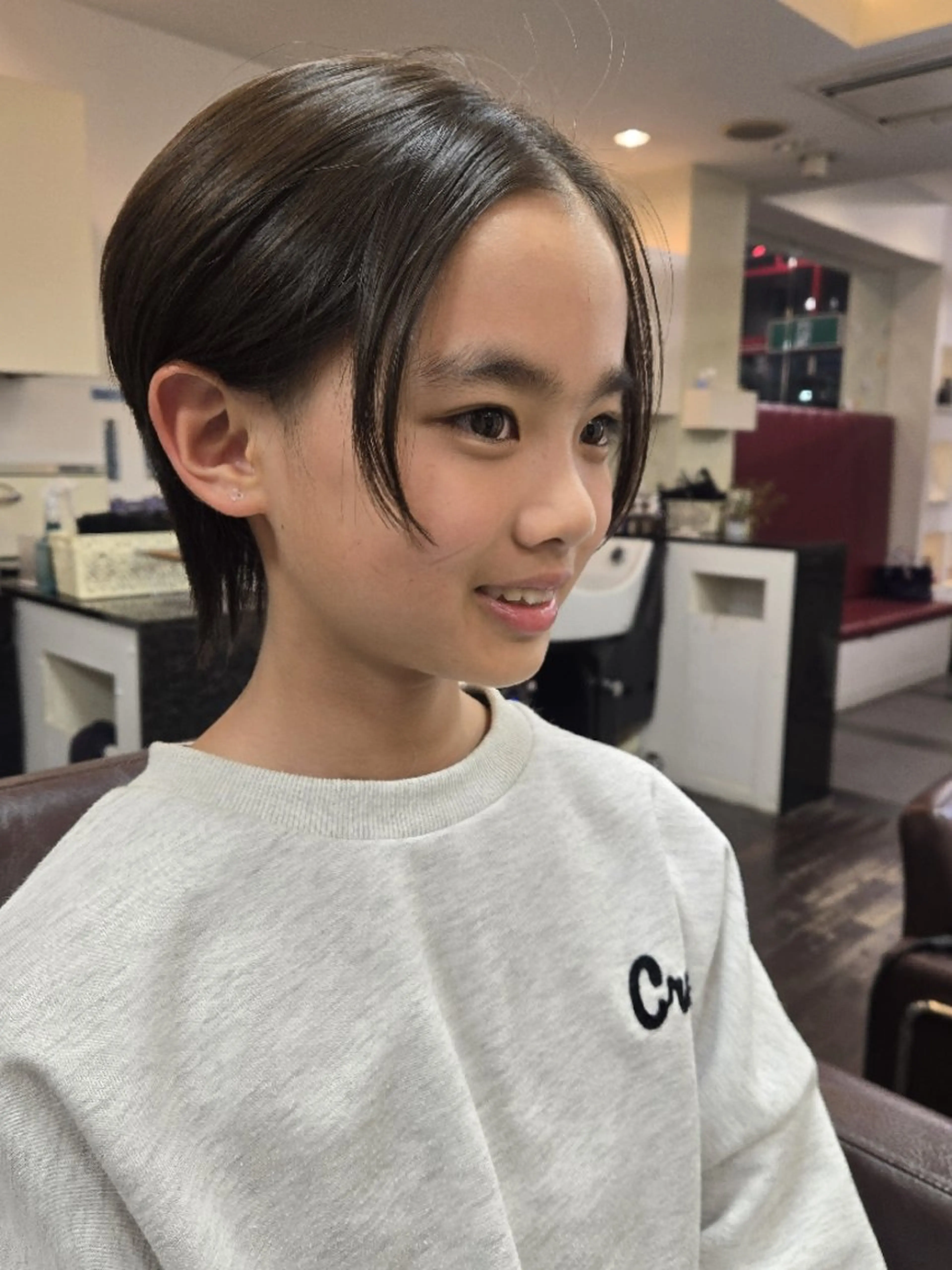 ショート カット 遠藤 史秋のヘアスタイル