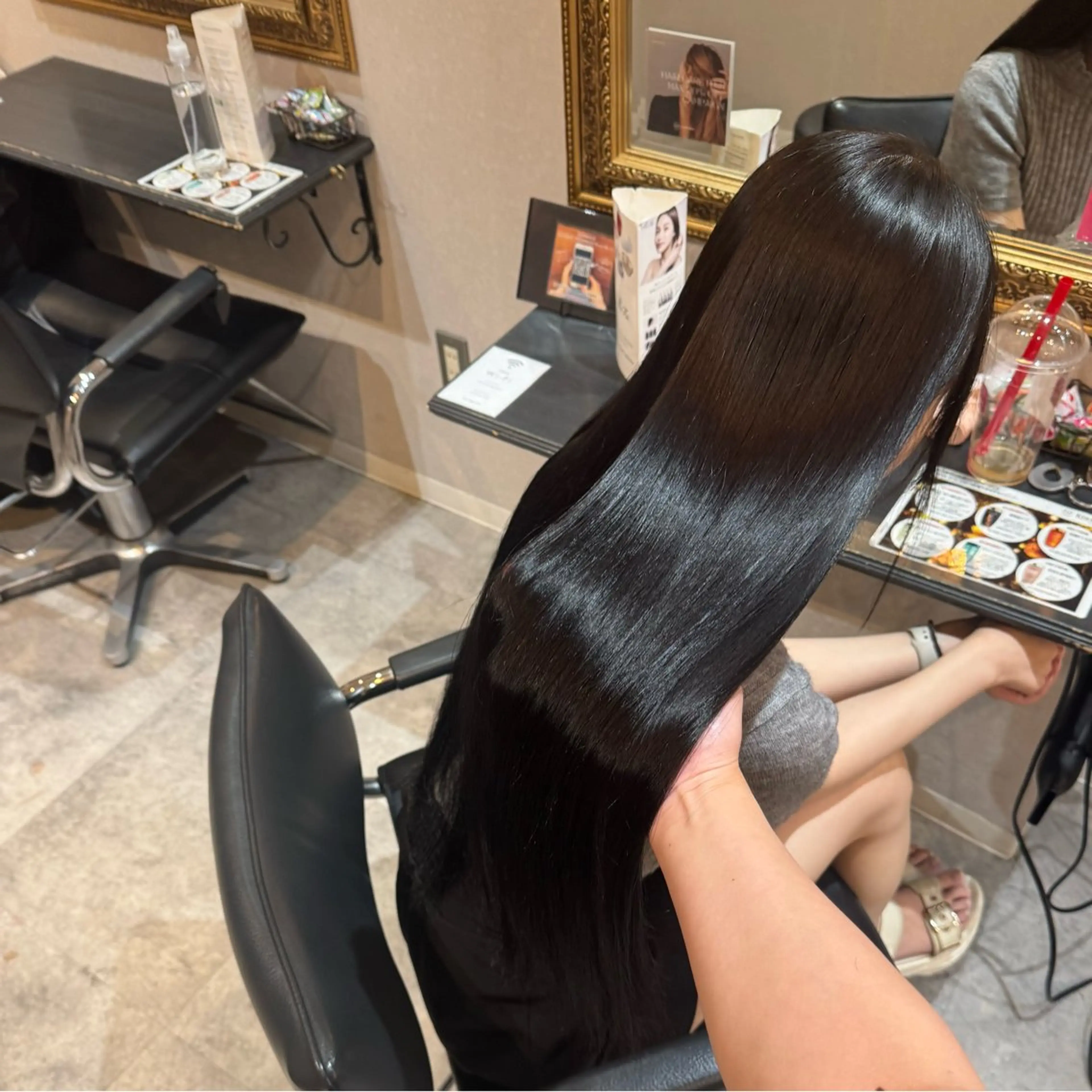 ロング カラー カット ヘアカラー 🫧透明感カラー 🫧 ジルバ清水南海のヘアスタイル