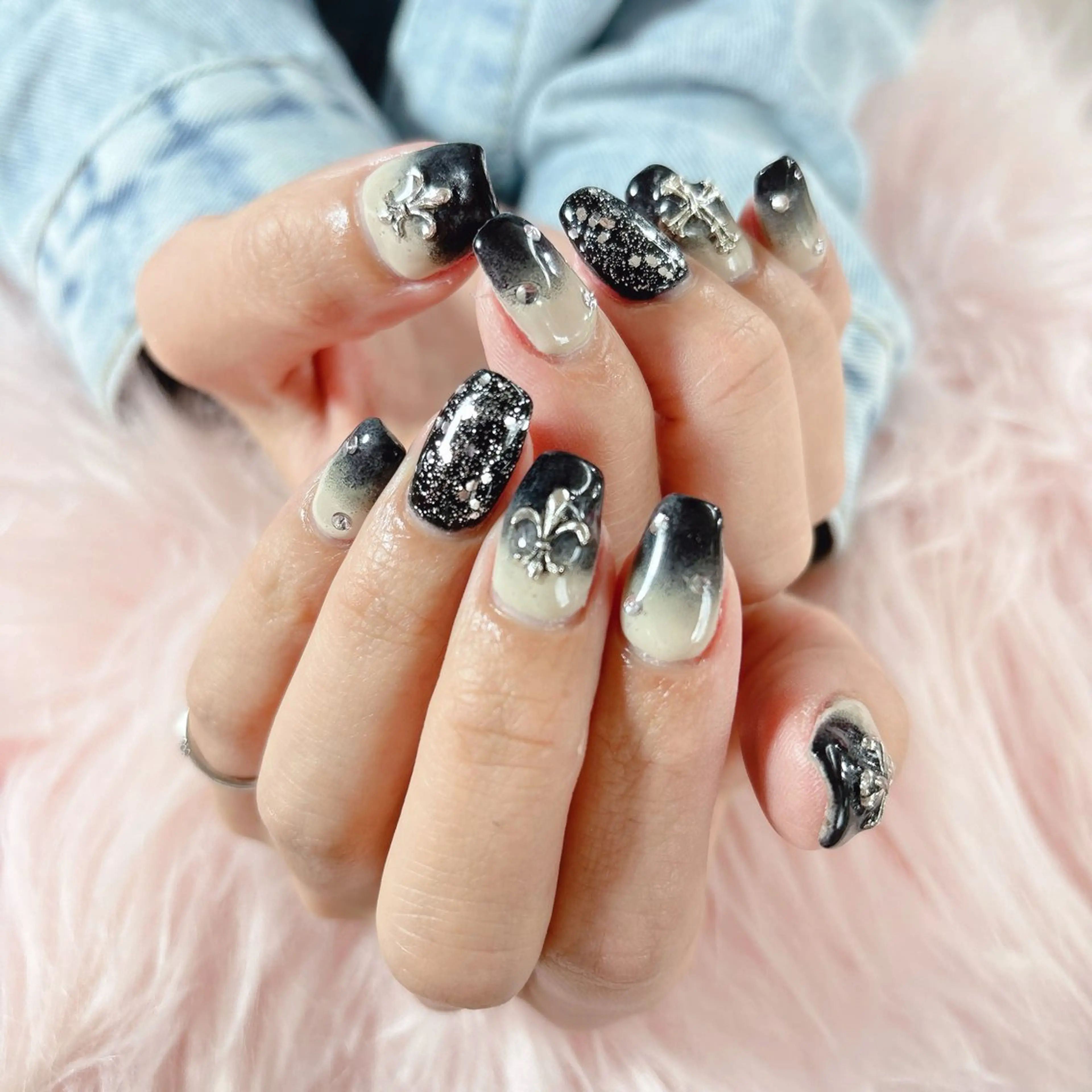 ネイル MignonReve 🎀Sayaのネイルデザイン