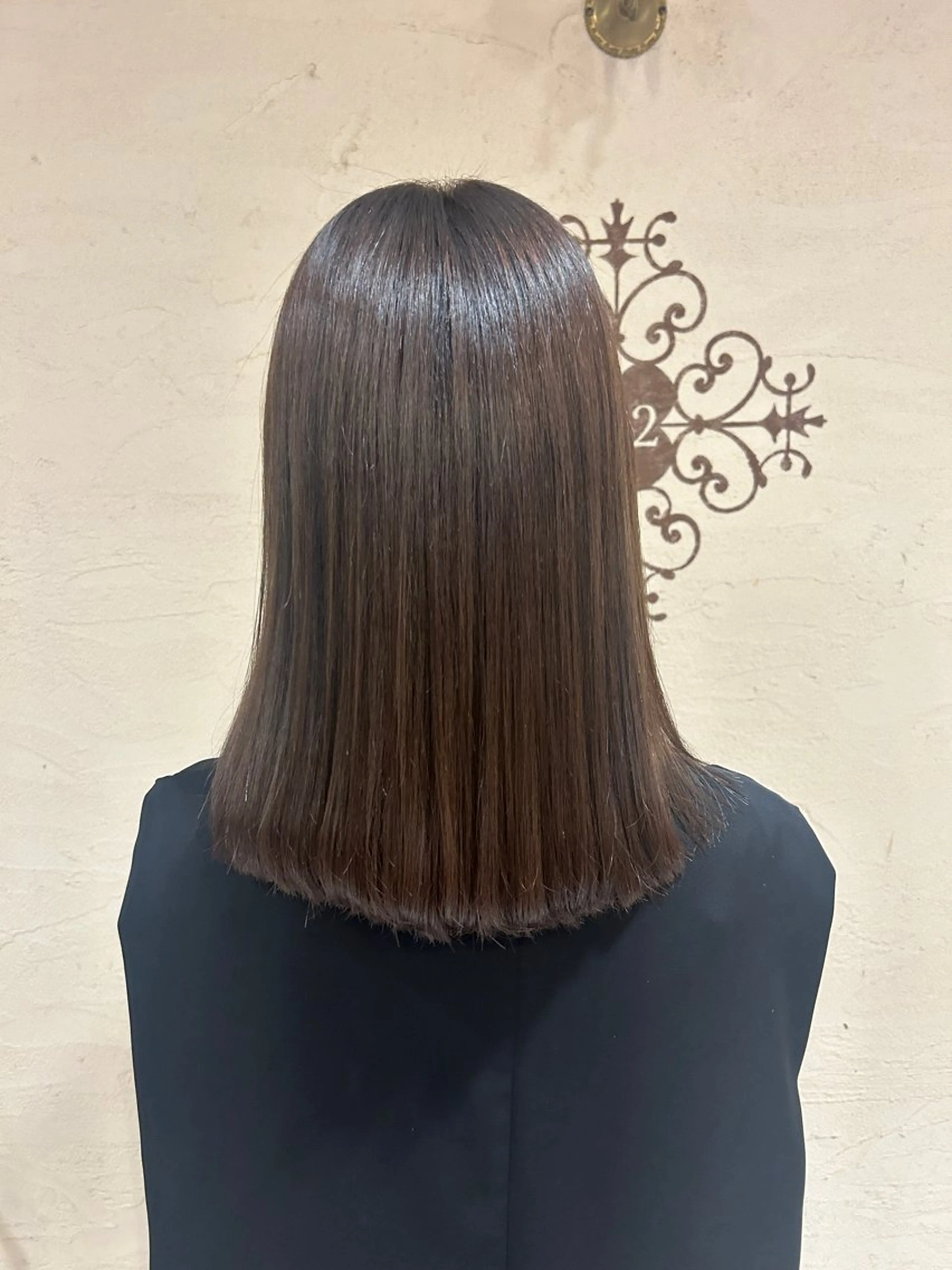 ミディアム 青山 月香のヘアスタイル