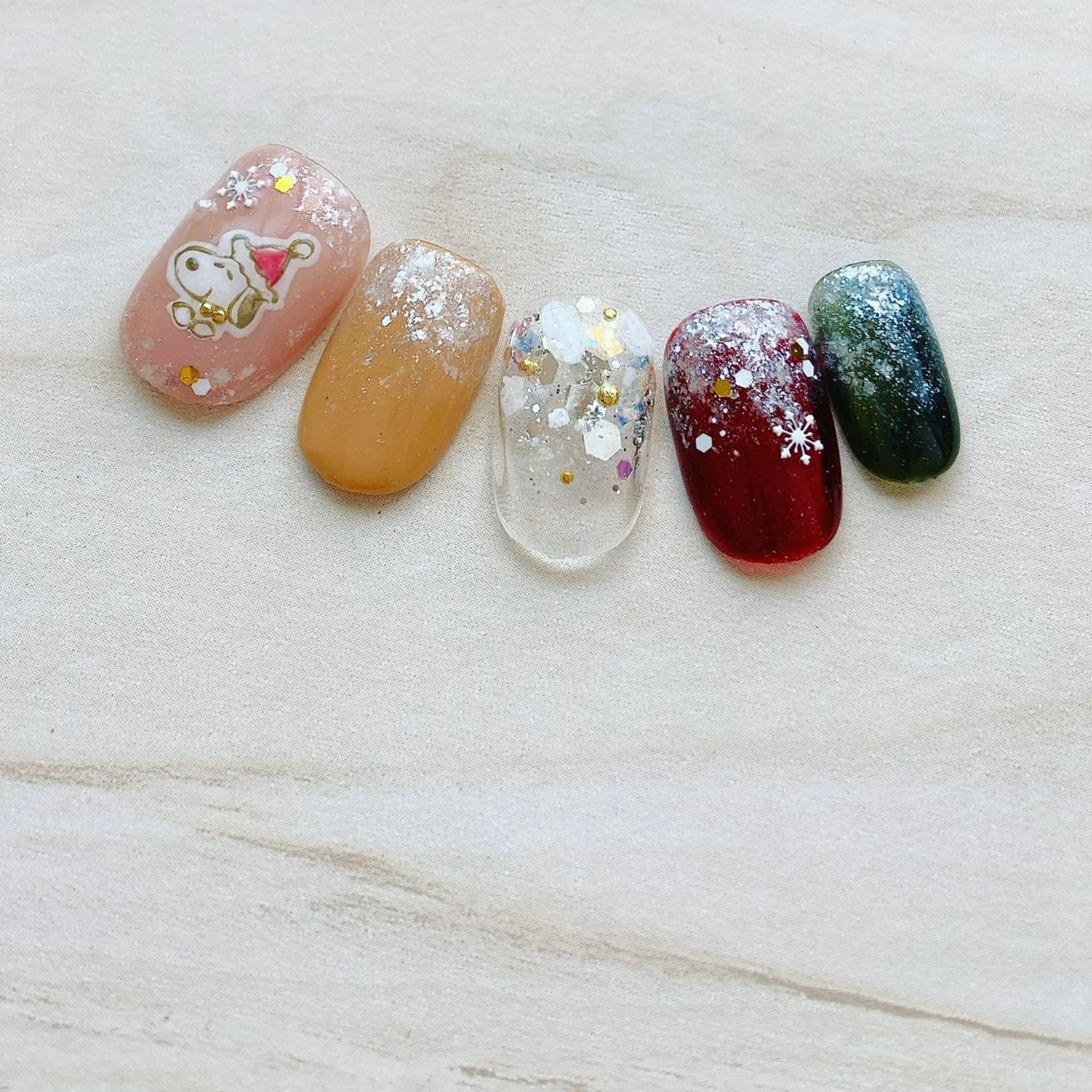 ネイル 冬ネイル クリスマス ハンドネイル Nakazawa Mayuのネイルデザイン