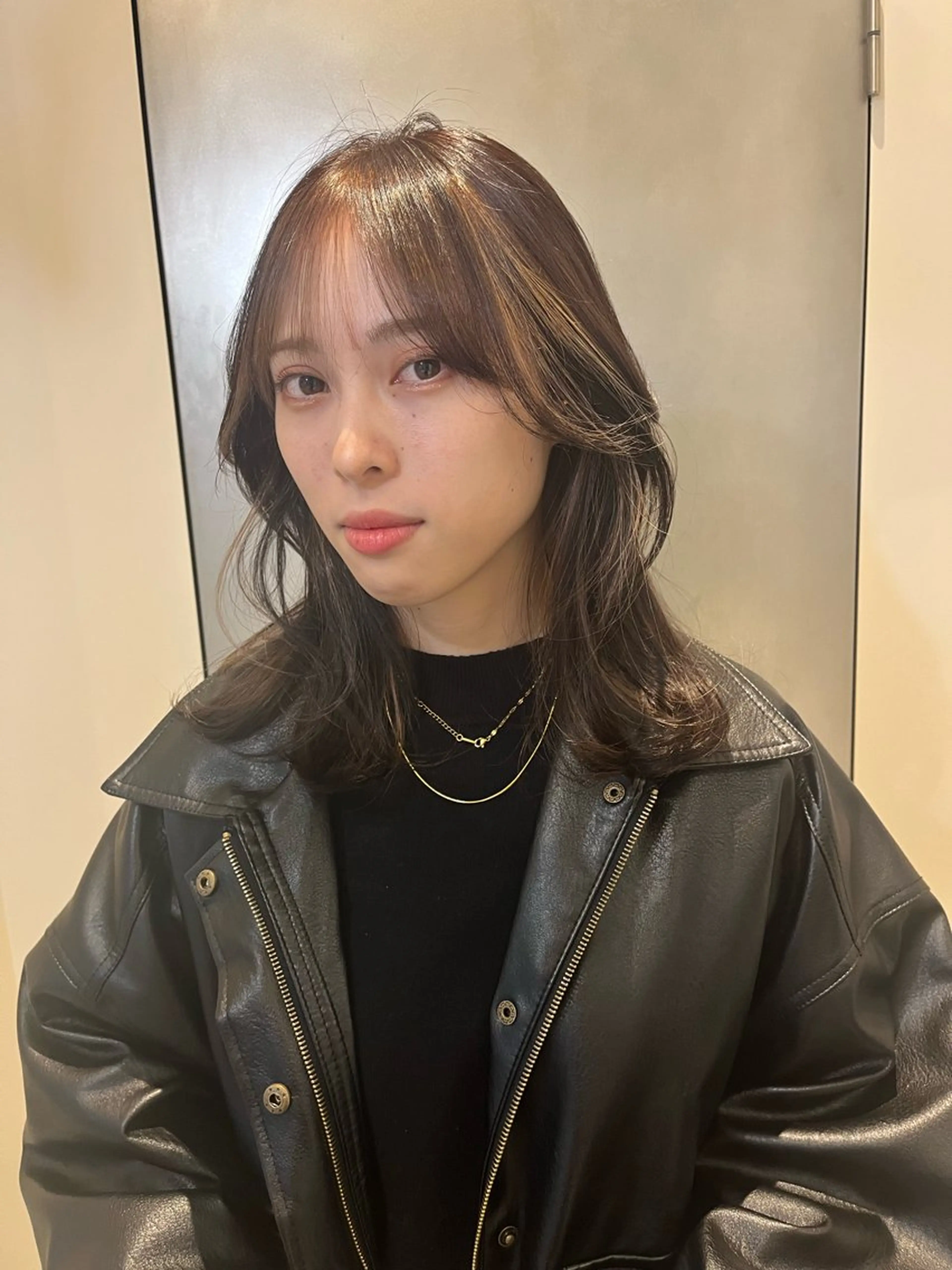 ミディアム 顔周りカット レイヤーカット トリートメント 似合わせカット‪// 鶴我万唯華のヘアスタイル