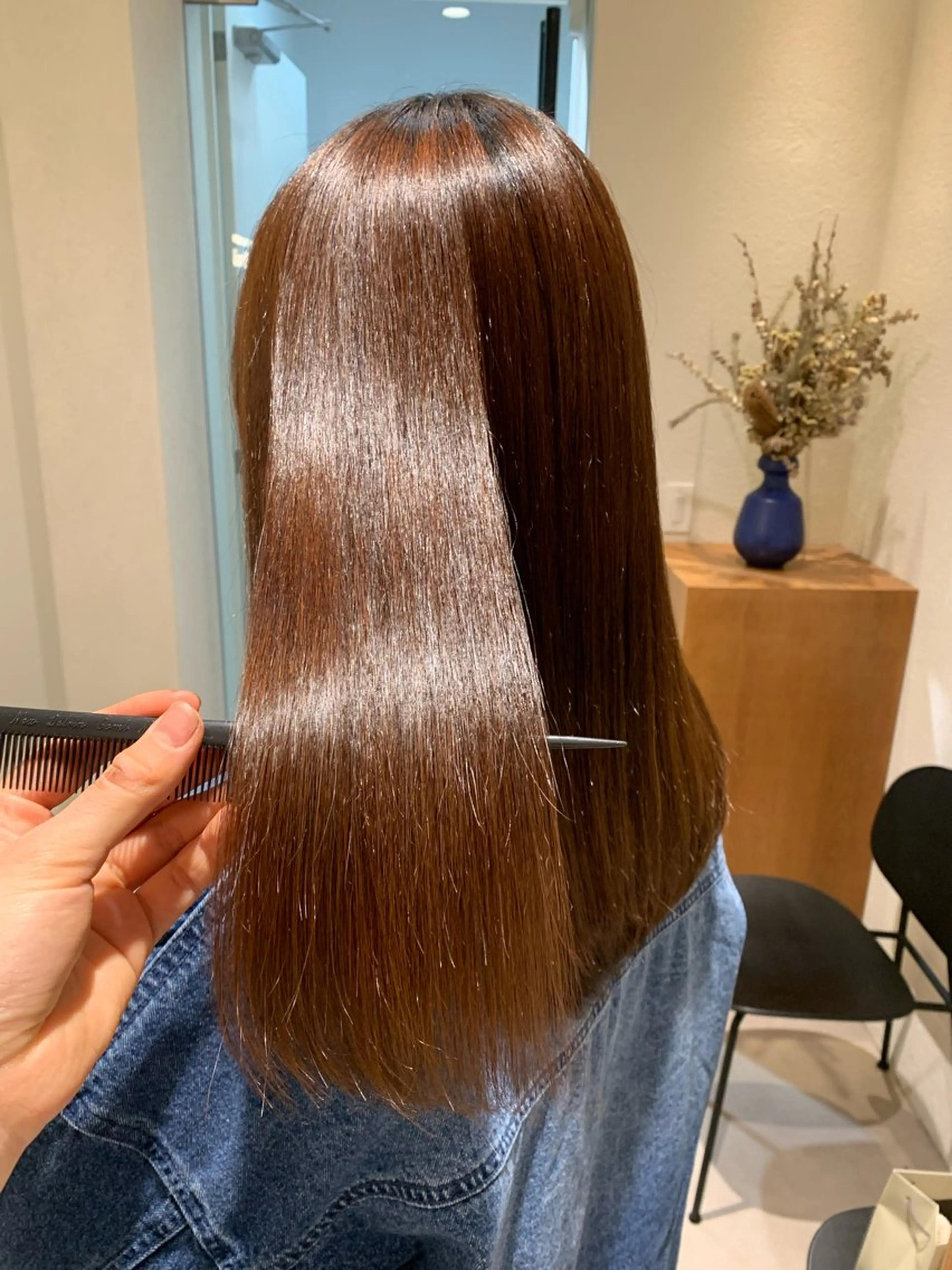 セミロング カラー 縮毛矯正 yiye shioriのヘアスタイル