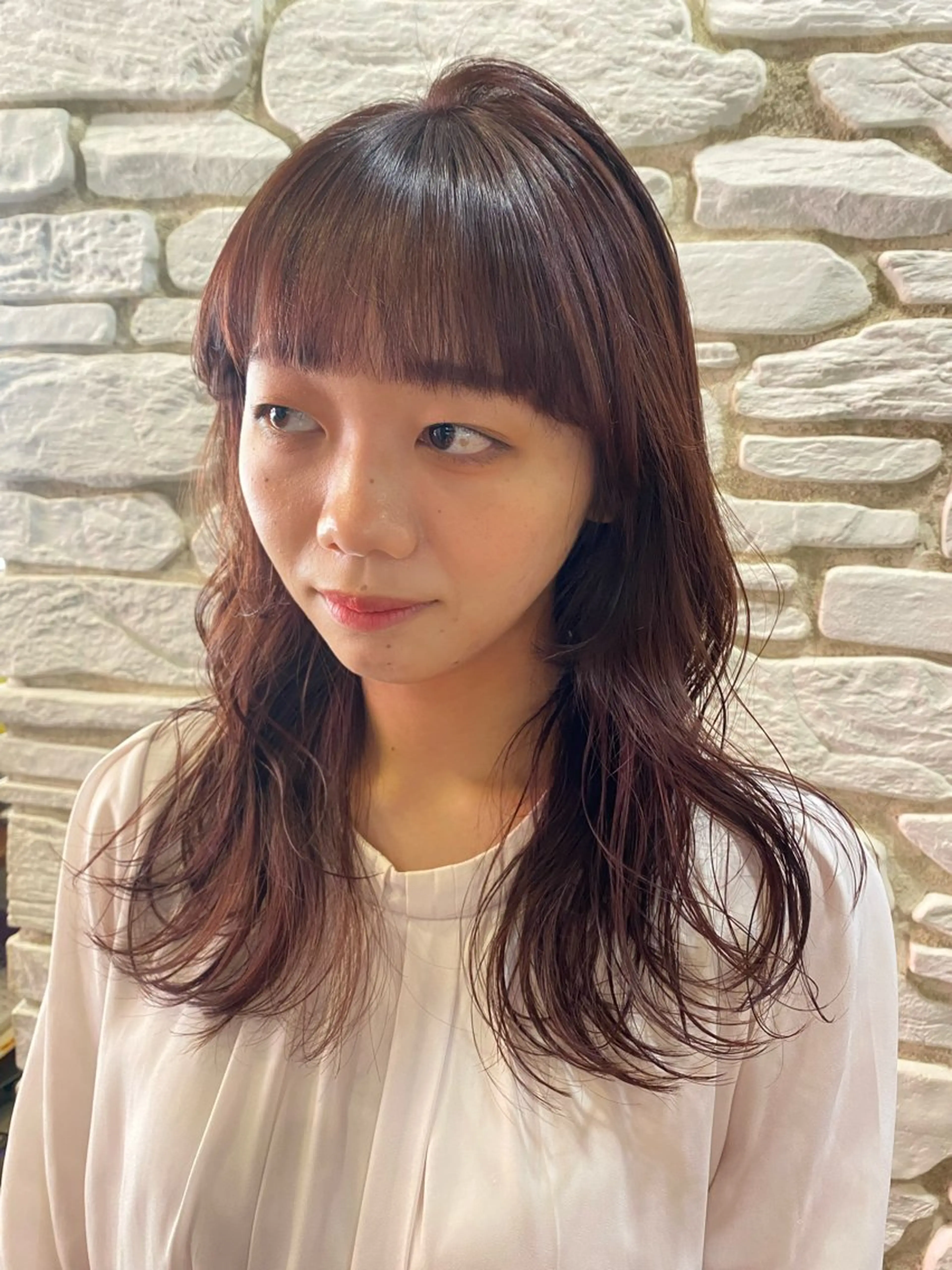 ミディアム maika /layer cutのヘアスタイル