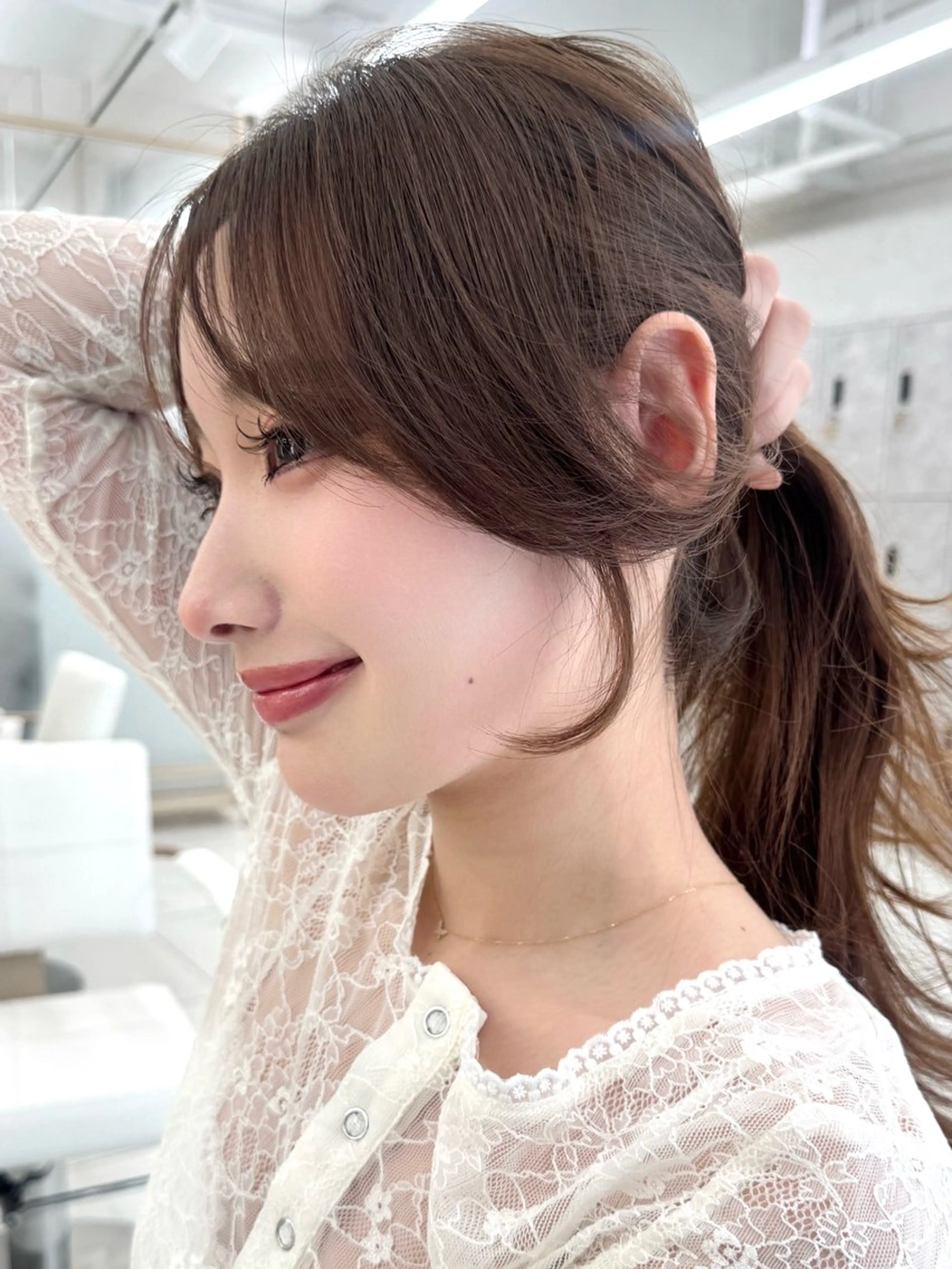 ロング 顔周りカット 韓国風ヘア レイヤーカット ロング 小顔カット カット 三鷹で1番ショート ボブをカットする新谷のヘアスタイル