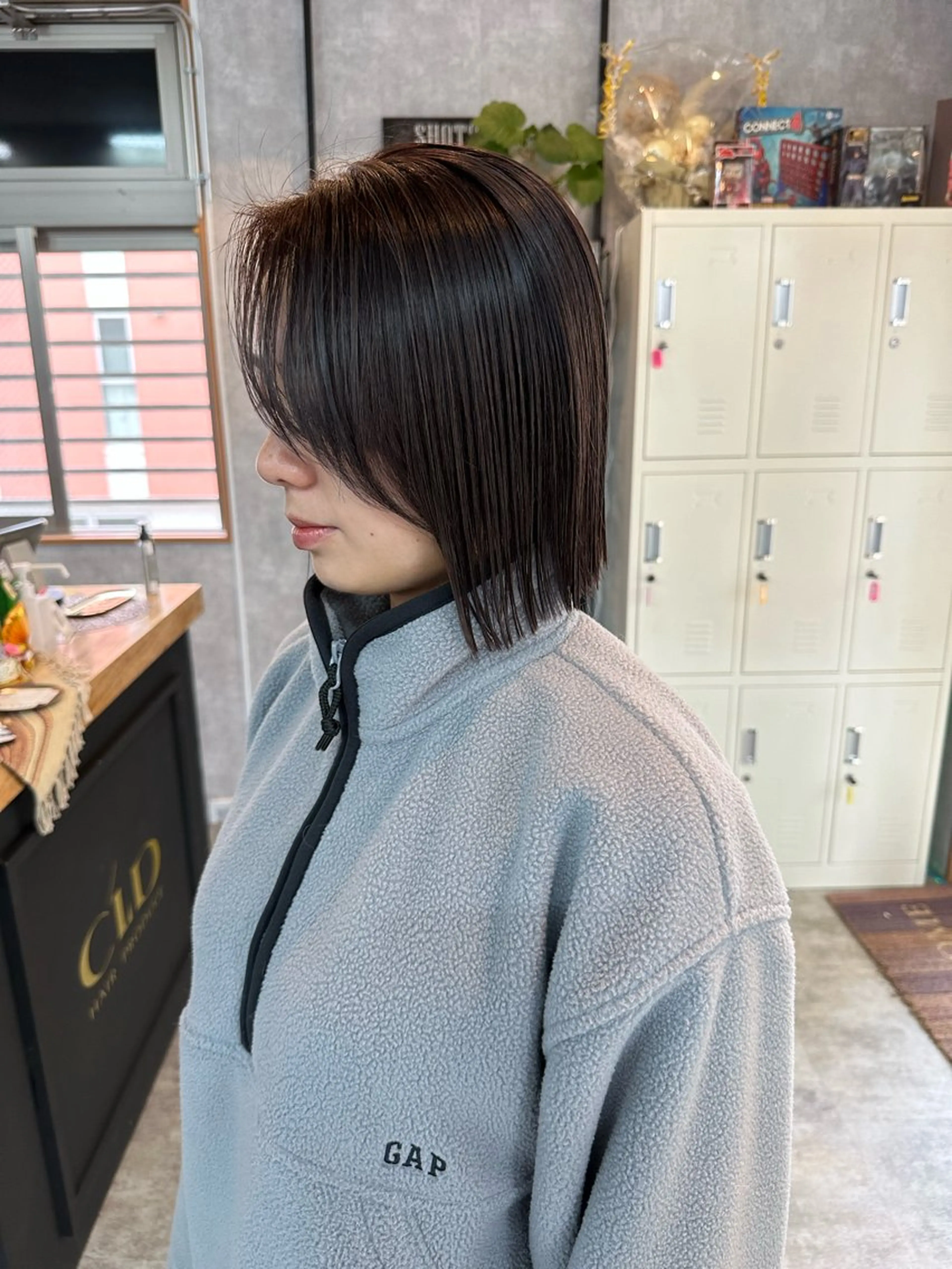 ショート 切りっぱなしボブ ショートボブ ハンサムショート 丸みショート ボブ カット 縮毛矯正 トリートメント モテ髪/ボブ/ショー ト/アダチフウトのヘアスタイル