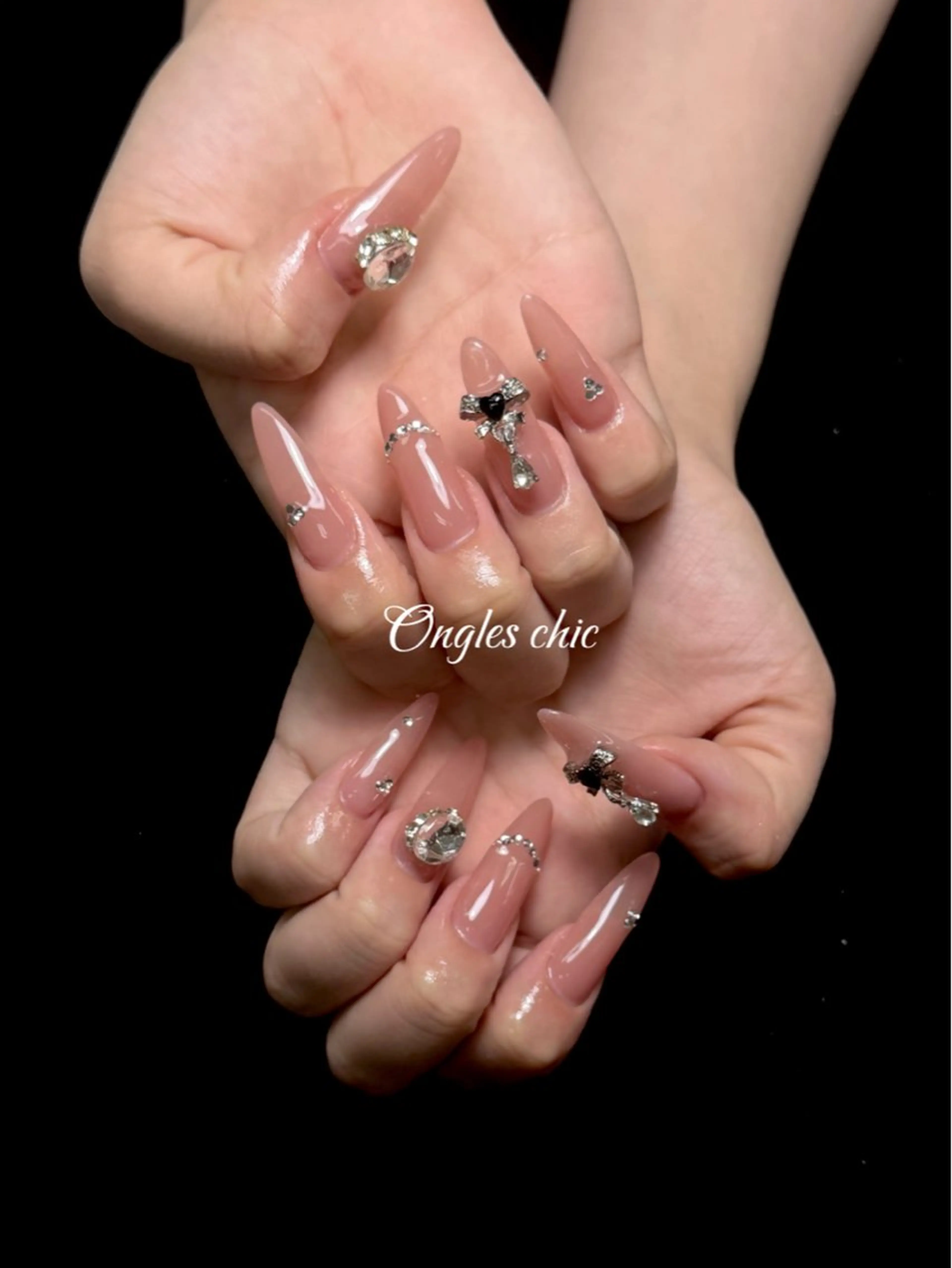 ネイル ハンドネイル ハンドケア ongles chicのネイルデザイン