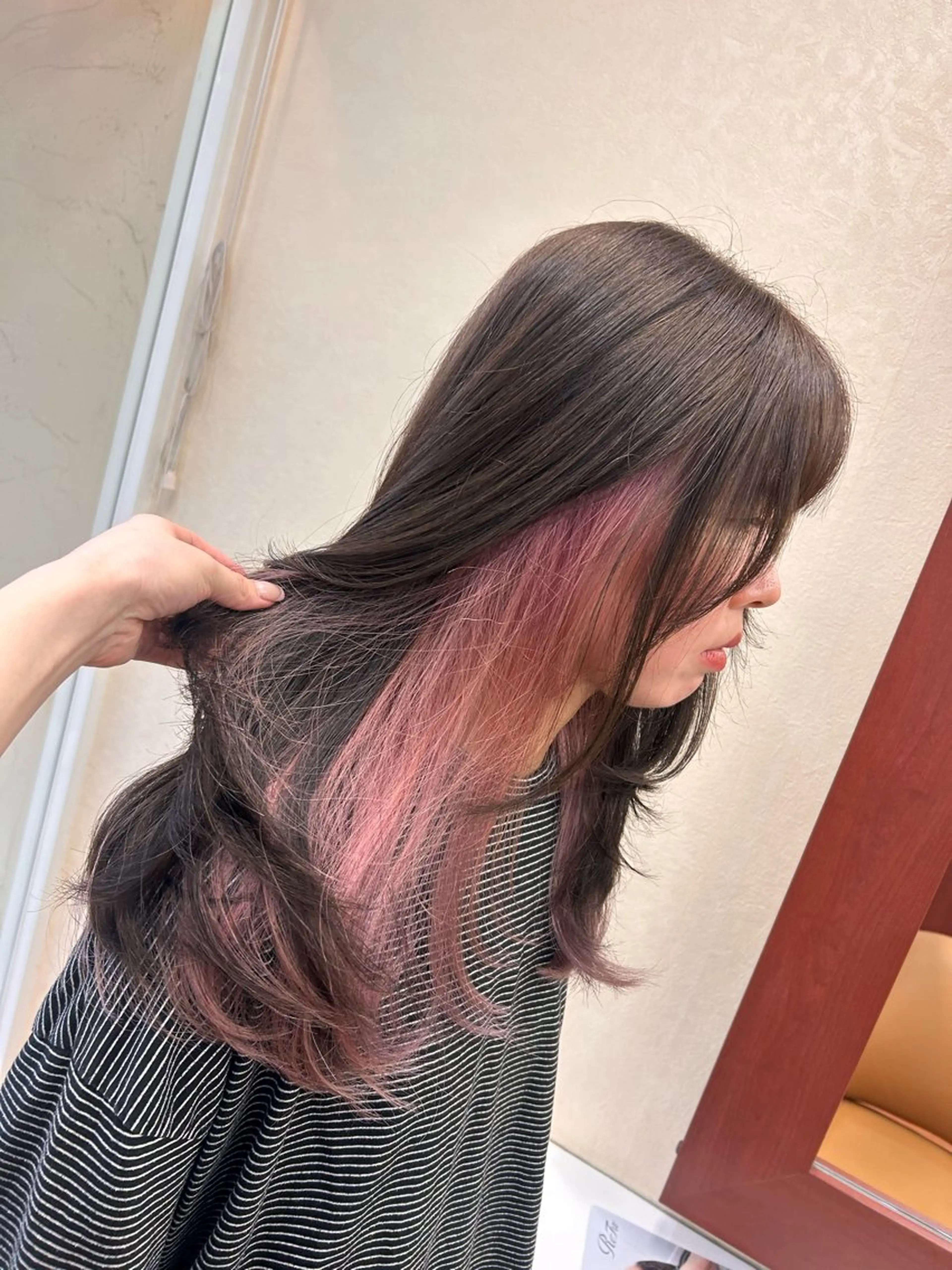 セミロング カット ヘアカラー 濱川 良栄のヘアスタイル