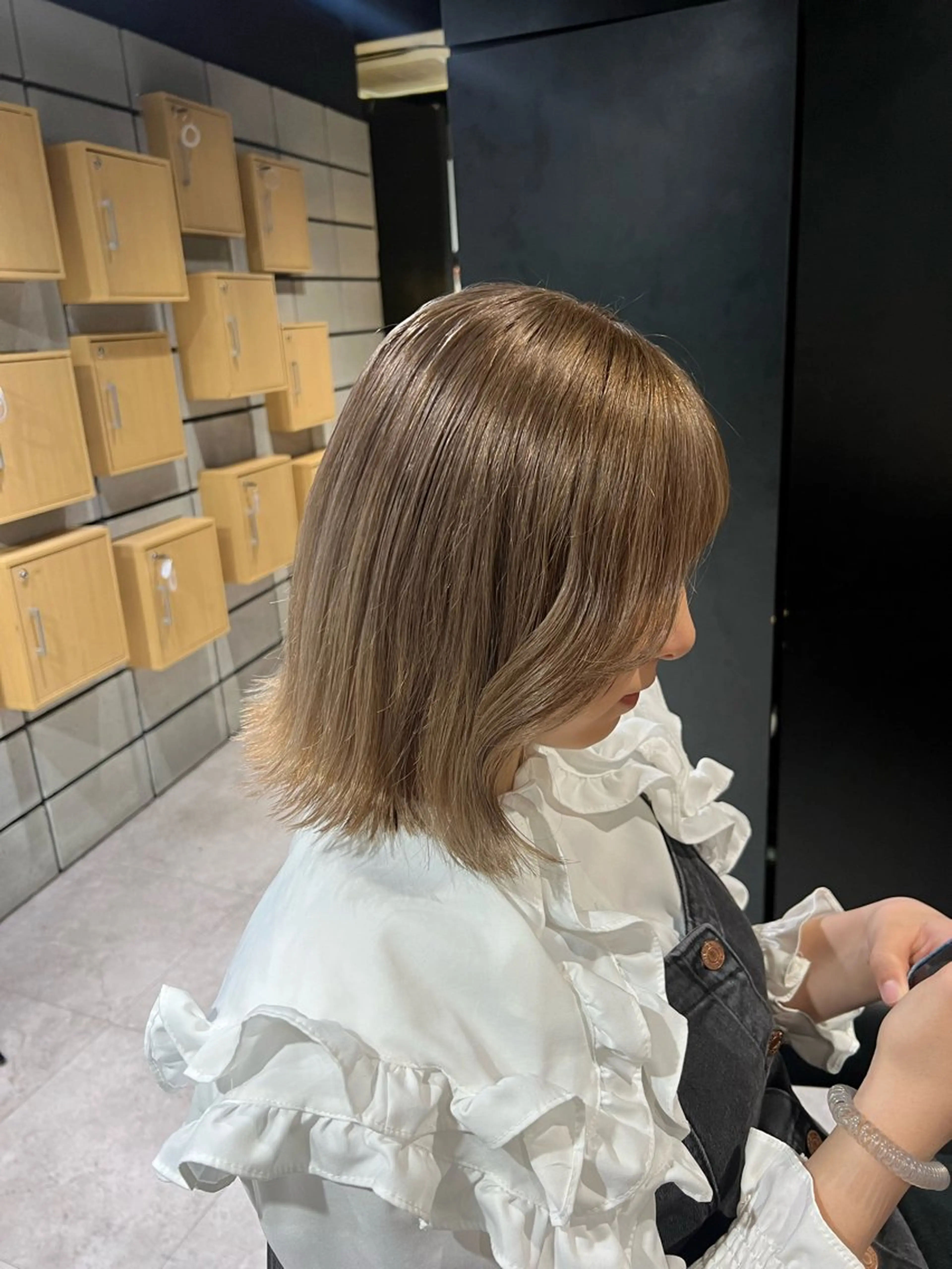 ミディアム カラー ブリーチ ヘアカラー トリートメント NANAMI🩵 大人可愛い韓国ヘアのヘアスタイル