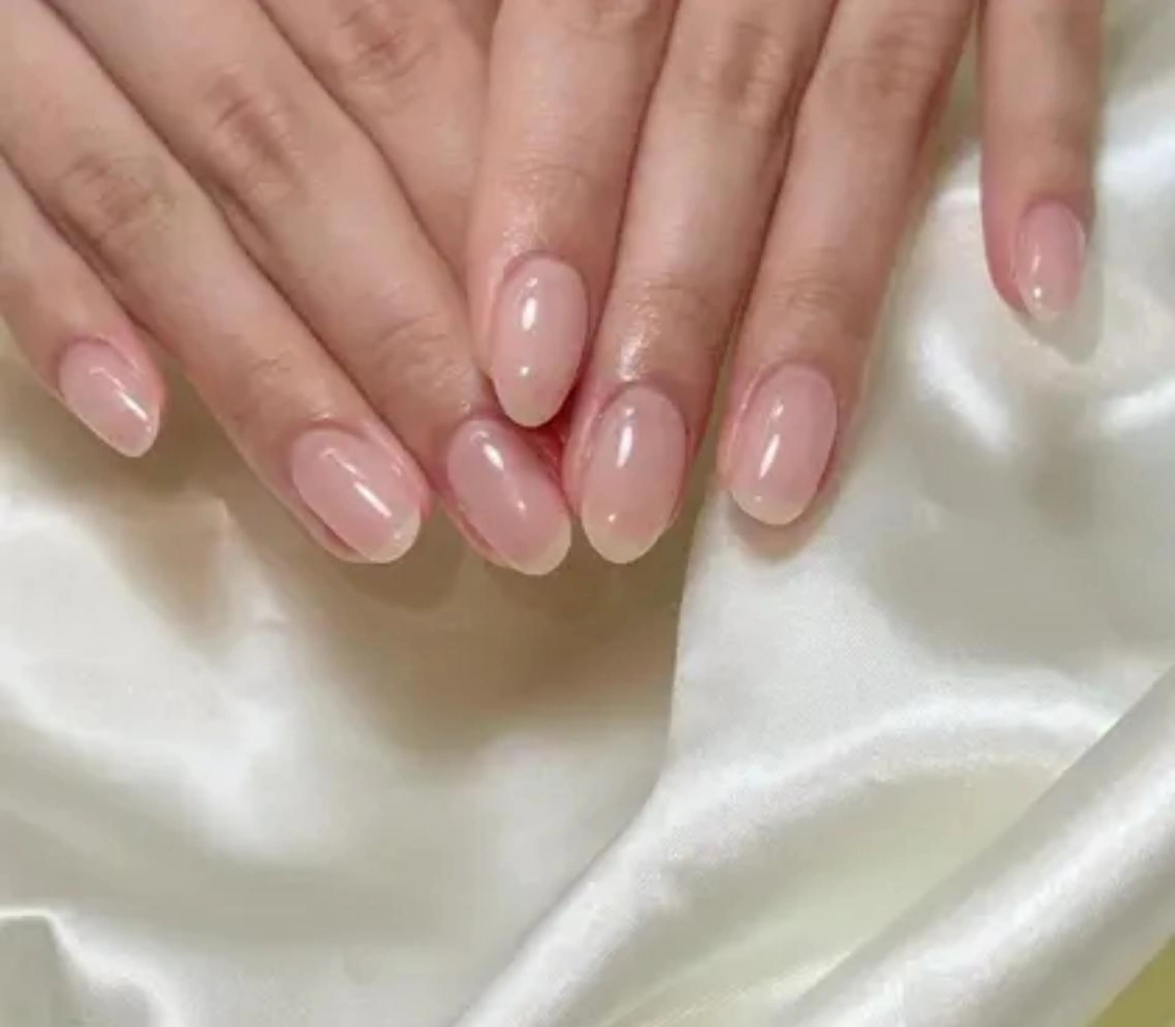 🧁次回予約限定メニュー🧁 ❥【ワンカラーorラメグラ】❥練習モデルの写真