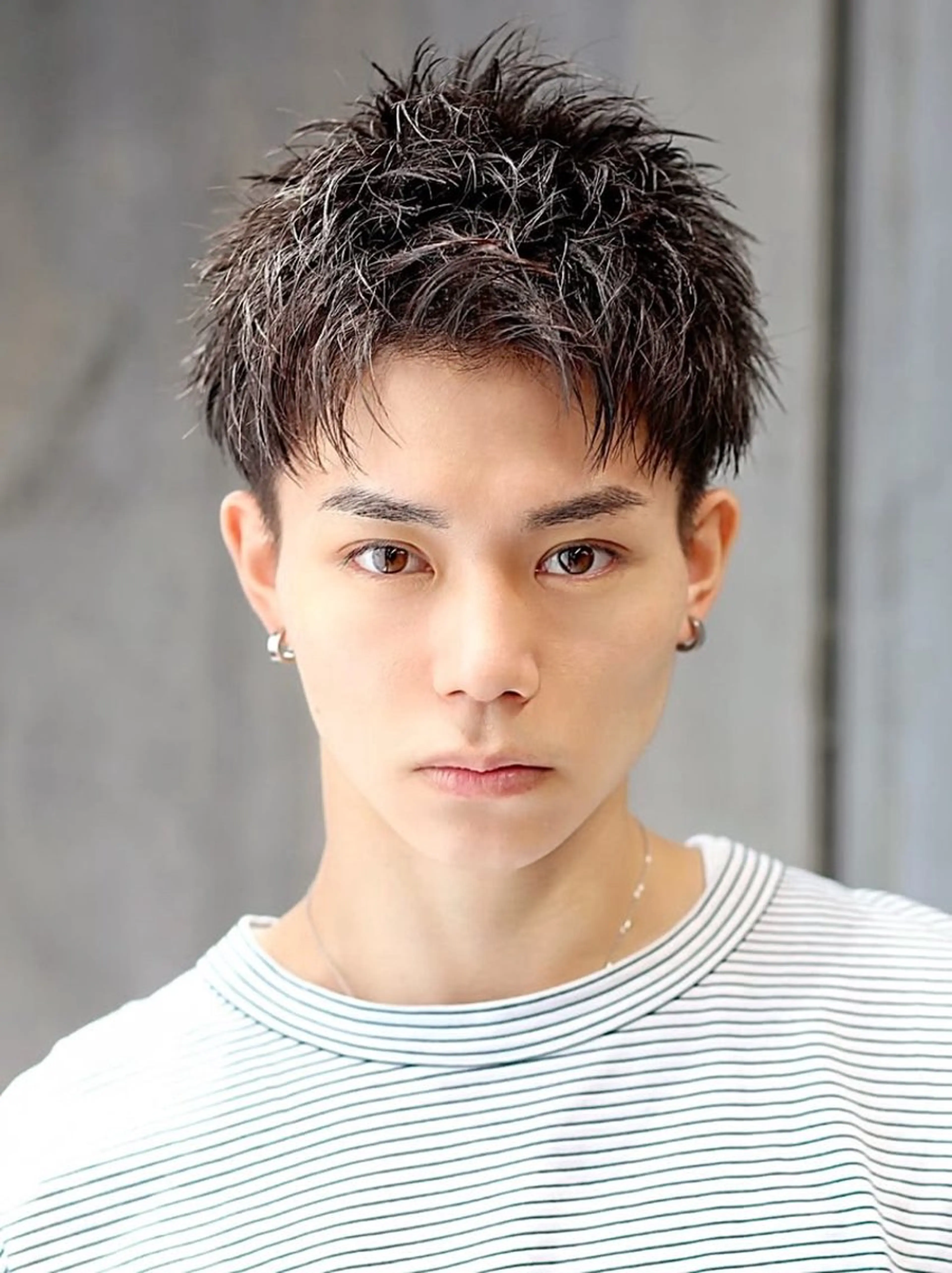 ショート Noisyle心斎橋店所属・シミズ リキのヘアスタイル