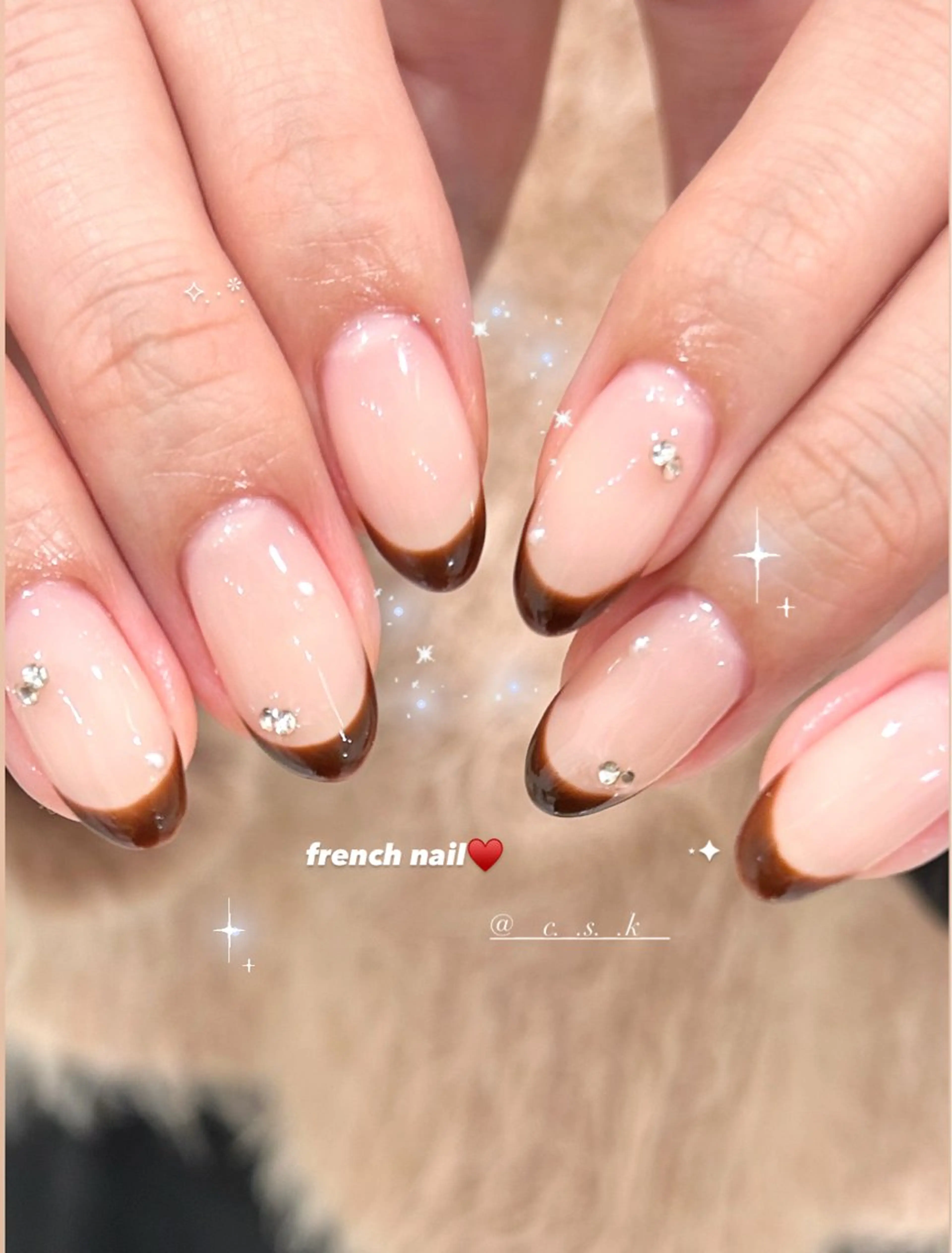 ネイル クリアネイル ストーンネイル ハンドネイル 🎀チーク/ちゅるん 🫧chisa🎀のネイルデザイン