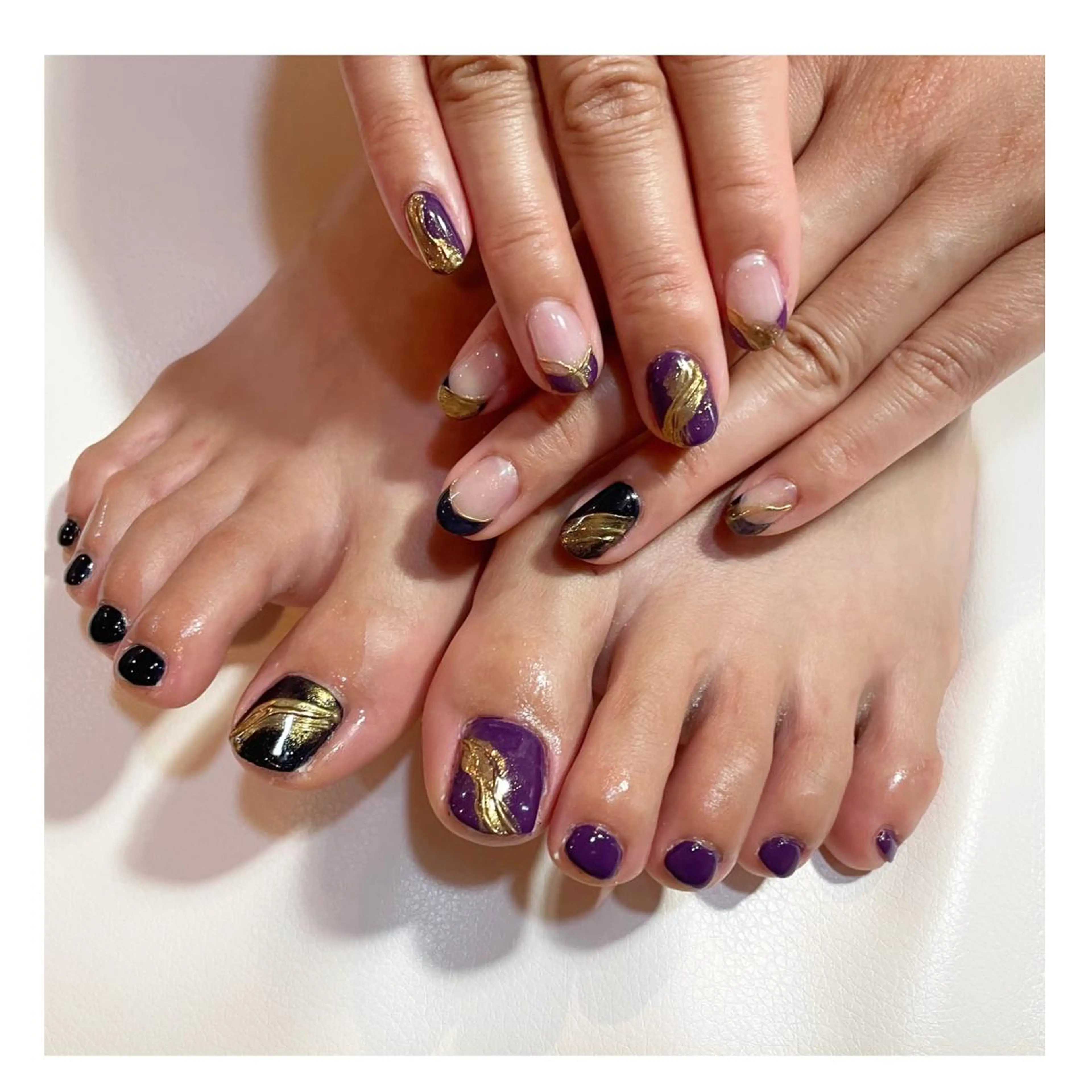 ネイル フレンチネイル ジェルネイル ゴールド パープル ハンドネイル LaLa Peach 福岡のマツエク・マツパデザイン