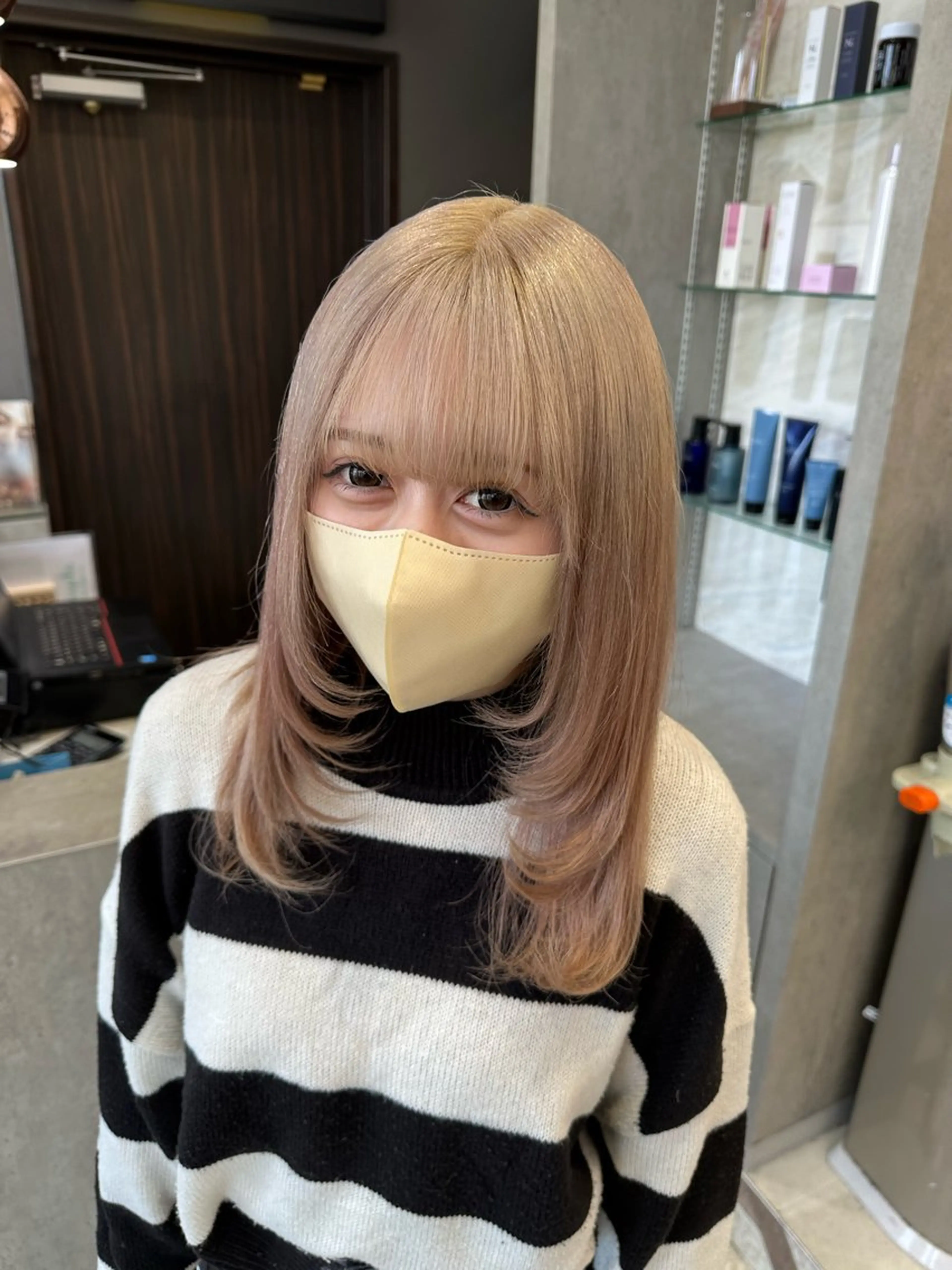 ミディアム レイヤーカット カット AYAKASA 暖色カラー/レイヤーのヘアスタイル