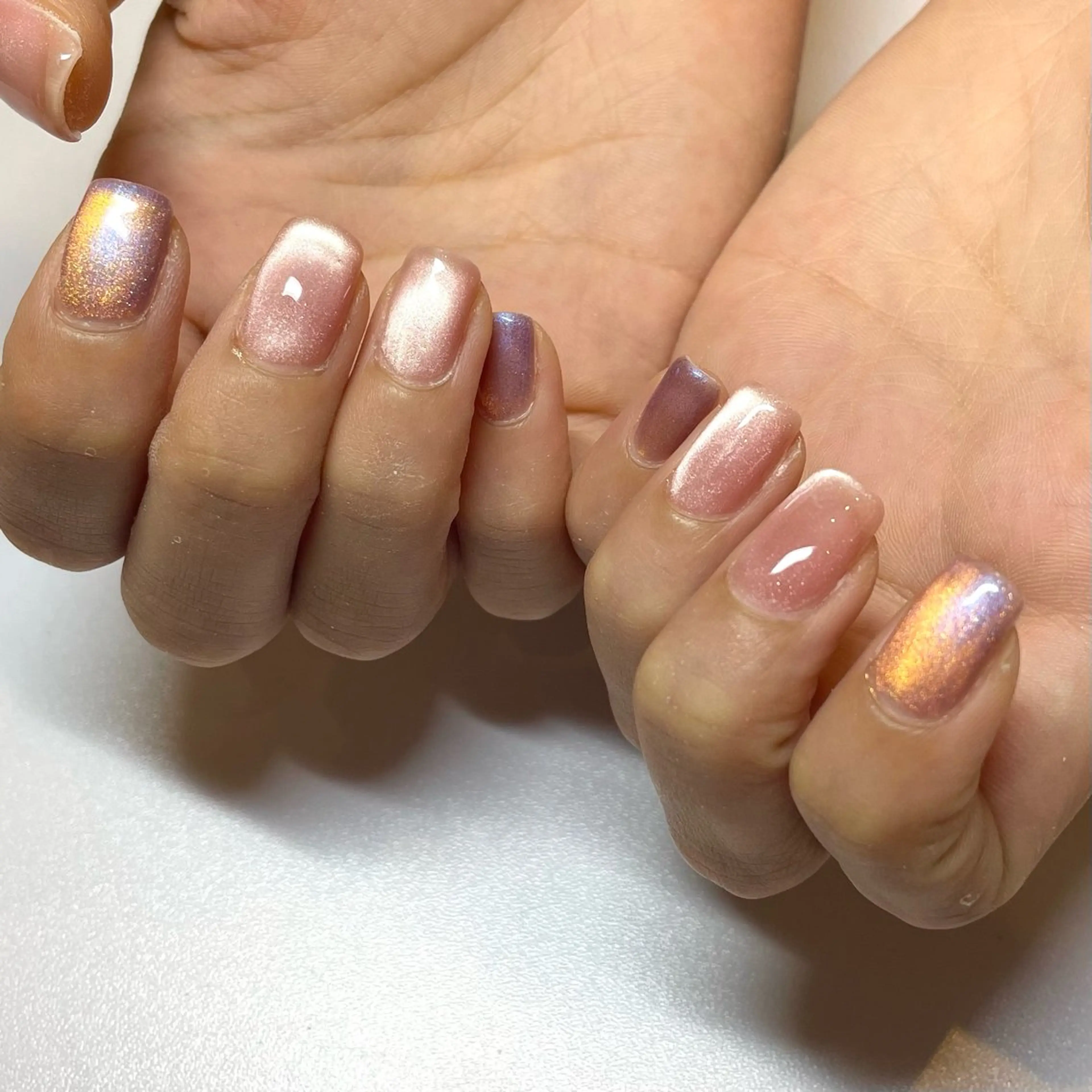 ネイル Rika🌼 シンプル•マグネットのネイルデザイン
