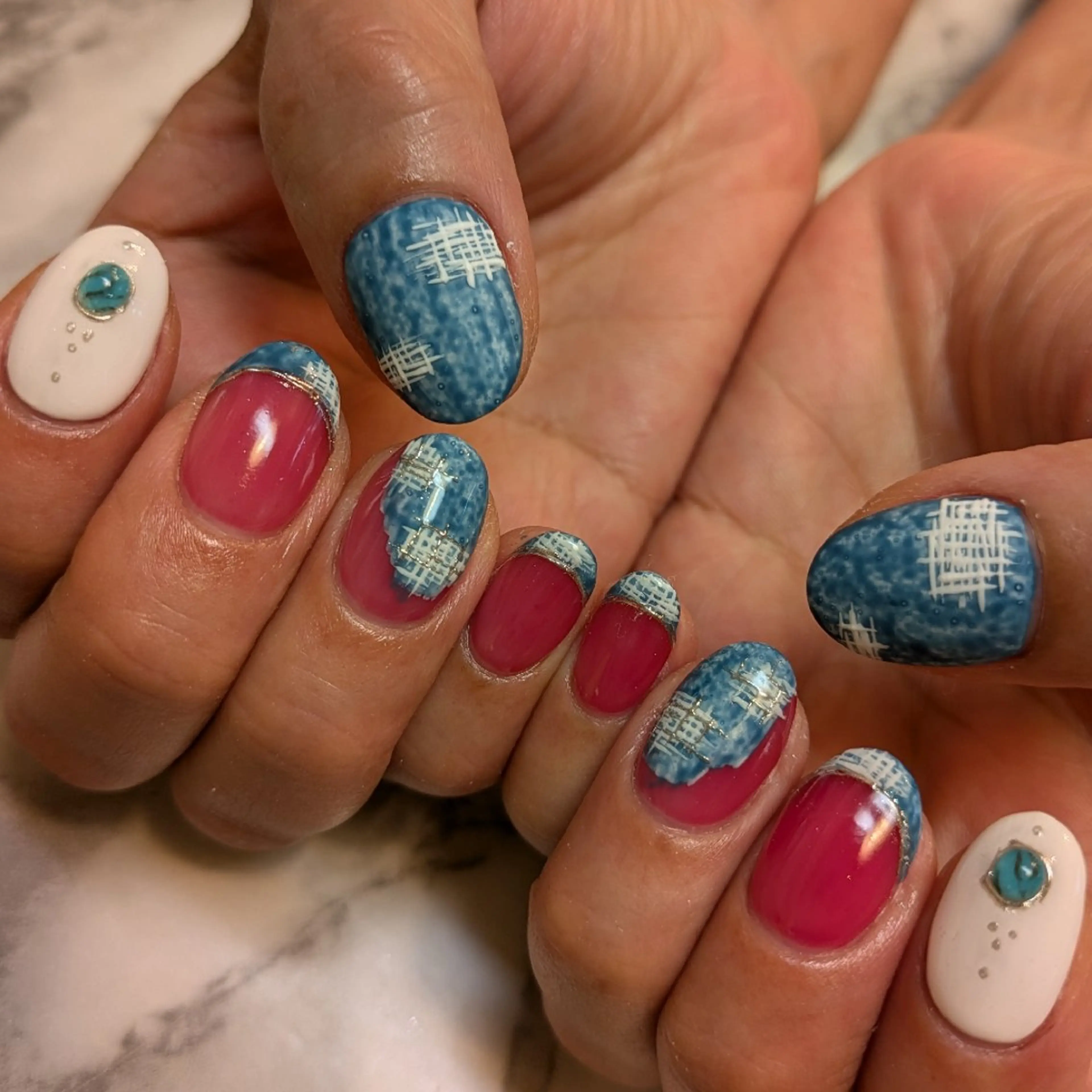 ネイル ジェヌインネイル 河内のネイルデザイン